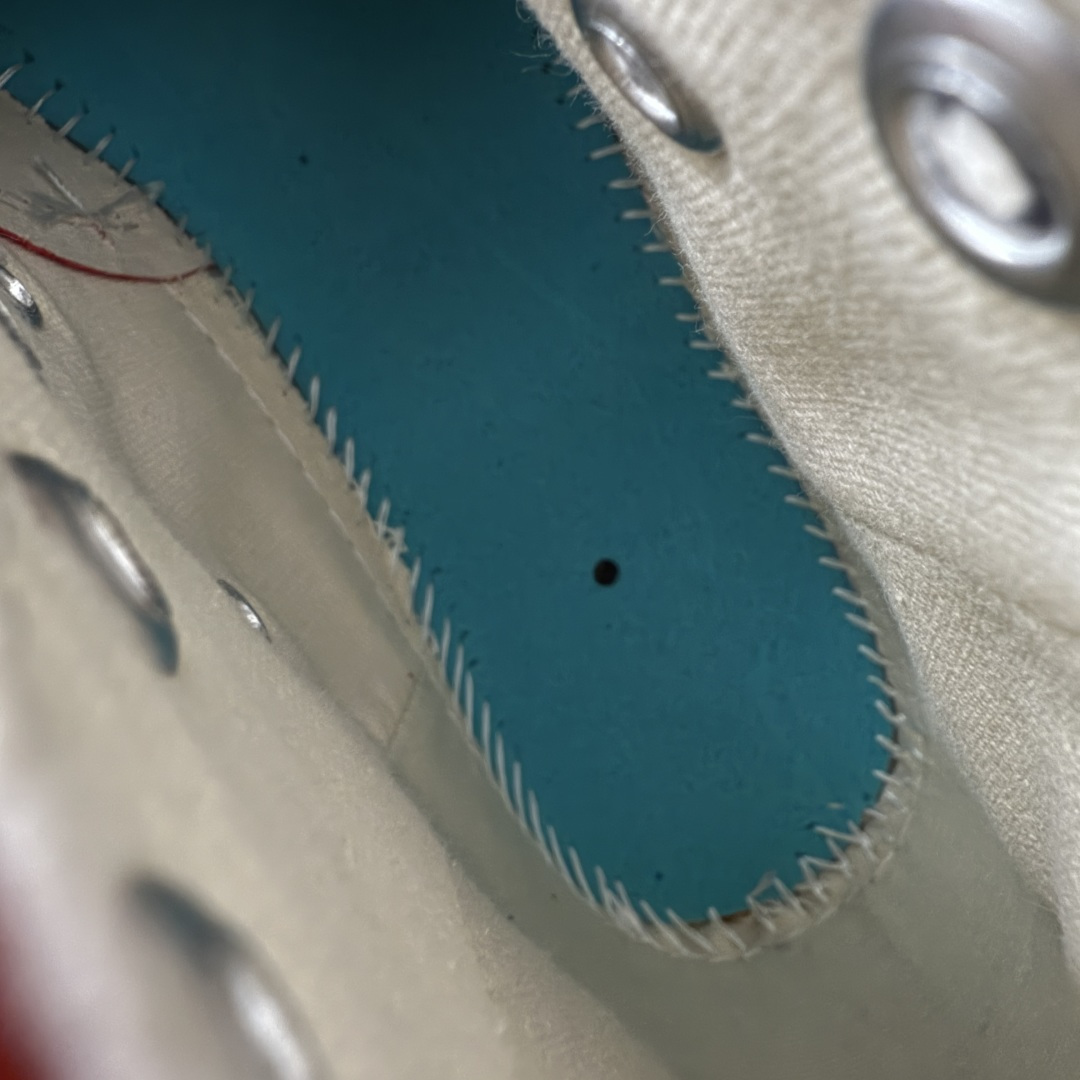 图片[10]-【虎扑2.0小头版】 Converse Chuck All Star 1970S 经典款潮流耐磨帆布鞋 粉高 164944C 全新开发 不仅仅为小鞋头 细节 材料 做工 全方位升级 经典永不过时 十年老厂出品 平台正品订单 超稳定的品控清洁度 全套原厂材料配置 原厂硫化工艺 油性扁平尖头 原厂楦头纸板数据 一体化超软蓝底加持 超软EVA鞋垫 后掌灰色缓震胶 脚感一比一还原 耐磨橡胶大底 越南产内外标 原盒黑色吊牌 超高清洁度 随意冲正 如有更好白送 尺码：35 36 36.5 37 37.5 38 39 39.5 40 41 41.5 42 42.5 43 44-选品中心