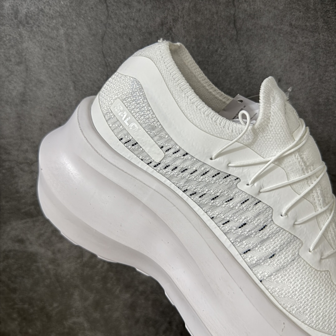 图片[7]-【公司级】CDG x Salomon 萨洛蒙 联名款XT-6 系列 玛丽珍厚底 休闲 运动鞋 原版购入开发 做货 独立私模 原材料打造 一比一原版细节 延续品牌设计基因，融合简约的设计和实用的技术性 联名鞋款依旧是黑白简约配色，鞋身上的品牌字样也体现出极简主义的设计风格 搭配Contagrip 橡胶厚底鞋底设计，重新演绎的鞋面部分则以Pulsar Advanced袜套式轮廓替换了之前抽绳鞋带 并饰有网眼、抗撕裂材质鞋面、防水胶条以及尼龙拉环等细节 面料： 原版定制进口科技面料 内里： 原版进口透气网里 大底： 原版开模超轻发泡材质 底厚： 6.5CM 尺码：35-40-选品中心