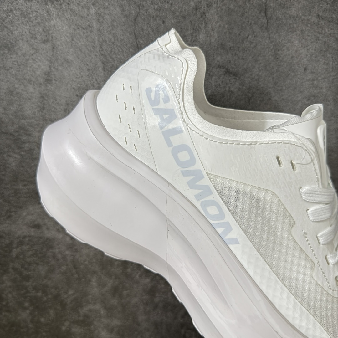 图片[7]-【公司级】CDG x Salomon 萨洛蒙 联名款XT-6 系列 玛丽珍厚底 休闲 运动鞋 原版购入开发 做货 独立私模 原材料打造 一比一原版细节 延续品牌设计基因，融合简约的设计和实用的技术性 联名鞋款依旧是黑白简约配色，鞋身上的品牌字样也体现出极简主义的设计风格 搭配Contagrip 橡胶厚底鞋底设计，重新演绎的鞋面部分则以Pulsar Advanced袜套式轮廓替换了之前抽绳鞋带 并饰有网眼、抗撕裂材质鞋面、防水胶条以及尼龙拉环等细节 面料： 原版定制进口科技面料 内里： 原版进口透气网里 大底： 原版开模超轻发泡材质 底厚： 6.5CM 尺码：35-40-选品中心