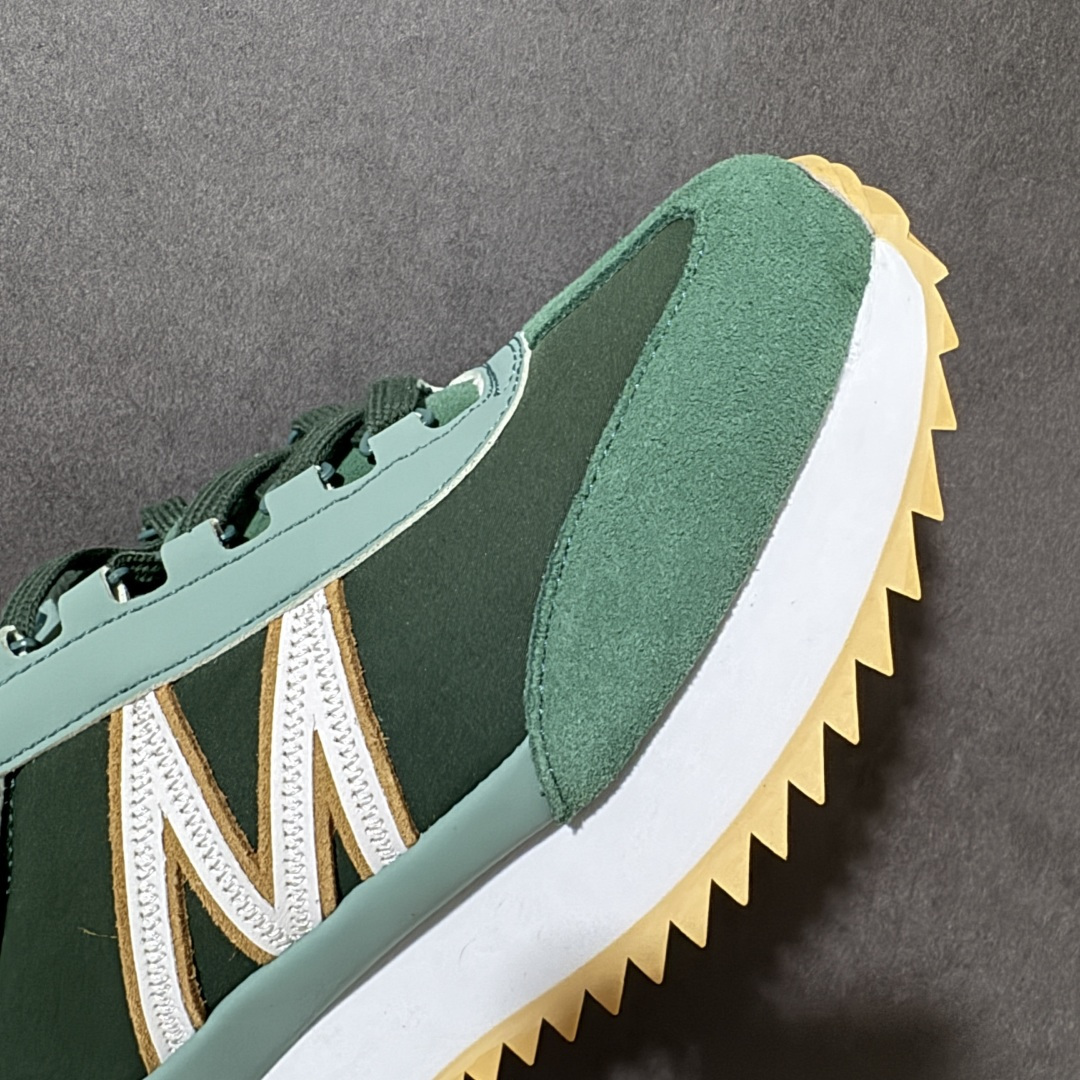 图片[8]-【公司级】盟可睐(蒙口)Moncler Pacey Low Sneaker 佩西系列低帮轻量户外登山运动鞋 #配置天地盖礼盒 #采用防撕裂牛津布组合翻毛皮饰片鞋面材质 #配置缓震OrthoLite(欧索莱)透气吸汗鞋垫 #双层EVA缓震材料中底 #外置锯齿防滑橡胶鞋底 尺码：36 37 38 39 40 41 42 43 44 45-选品中心