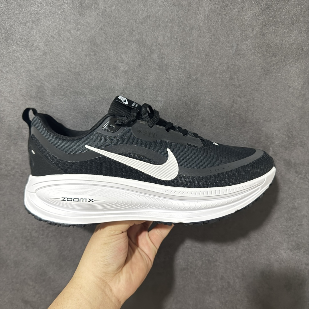【公司级】Nike Air Zoom Vomero 18 登月18 缓震休闲跑鞋 HQE98-024  尺码：36 36.5 37.5 38 38.5 39 40 40.5 41 42 42.5 43 44 44.5 45 46-选品中心