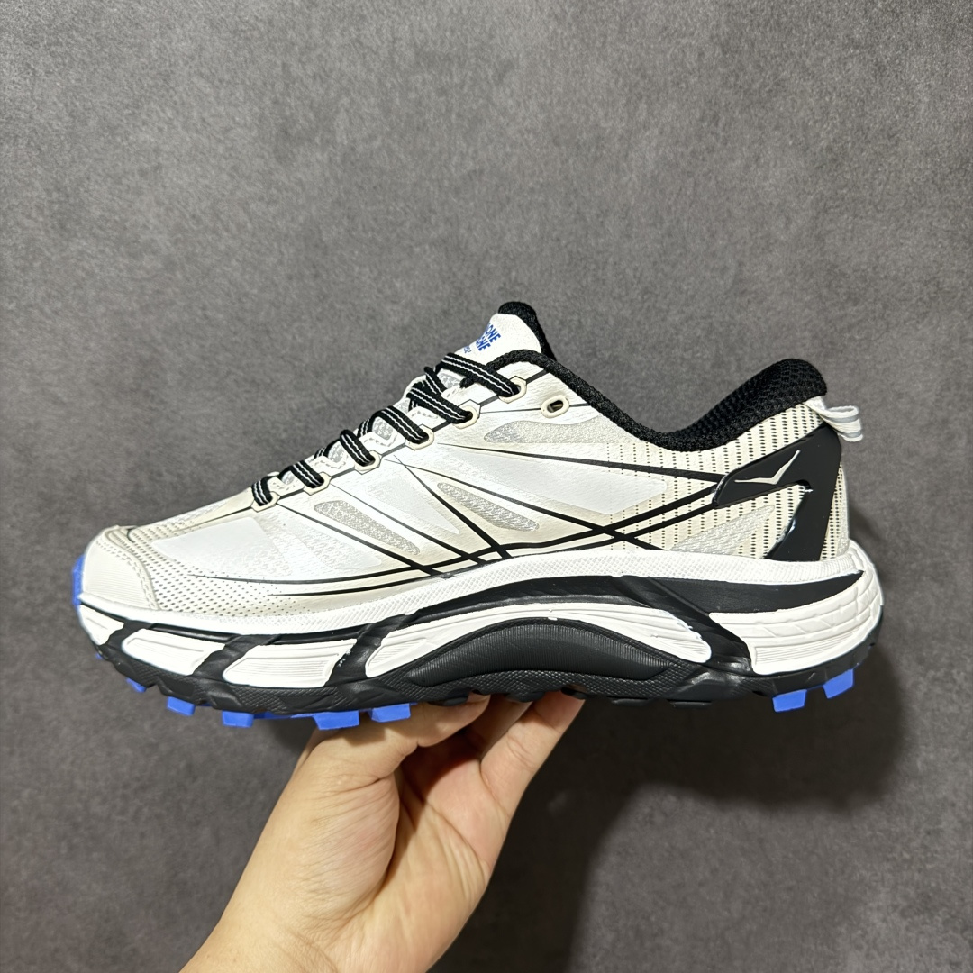 图片[2]-【公司级】Hoka Mafate Speed 2 马法特二代超轻厚底轻量山地跑步鞋 1126851 WTCB  #轻量化材料Fresh Foam。超轻量中底全部用料过3C认证！ 滚动平衡科技减少33%能量消耗 ！第二代Mafate更是延续精髓设计，并调整了整体的鞋型，修身的鞋型，更加灵巧的感觉一下子来了。外底韧弹感十足的EVA泡绵，结合Vibram橡胶大底，性能稳定输出，无论是平时穿着还是在潮湿的梅雨季节跑步，都是非常优秀的搭配。  尺码：36 36.5 37 38 38.5 39 40 40.5 41 42 42.5 43 44 45-选品中心