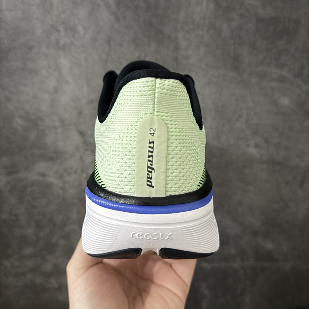图片[4]-【XE纯原】Nike Air Zoom Pegasus 42 登月42代超级飞马系列马拉松跑步鞋 IB1873-702 平台专供 充正品质 之前未流通市场版本 内里嵌入定型海绵 中底搭载前Zoom+全掌React配置 全部原鞋开发打造 所有细节全部同步原版 全新一代拥有 Zoom Air 一如既往的稳定感和流畅感 鞋面采用工程网眼设计 为特定高热区域营造出色透气性 进一步增加鞋面的穿孔数量 让足部能够快速散热 中足搭配 Flywire 飞线 在高速运动时营造舒适稳定的贴合感 内置Zoon气垫加持 动力十足！ 尺码： 39-48.5-选品中心