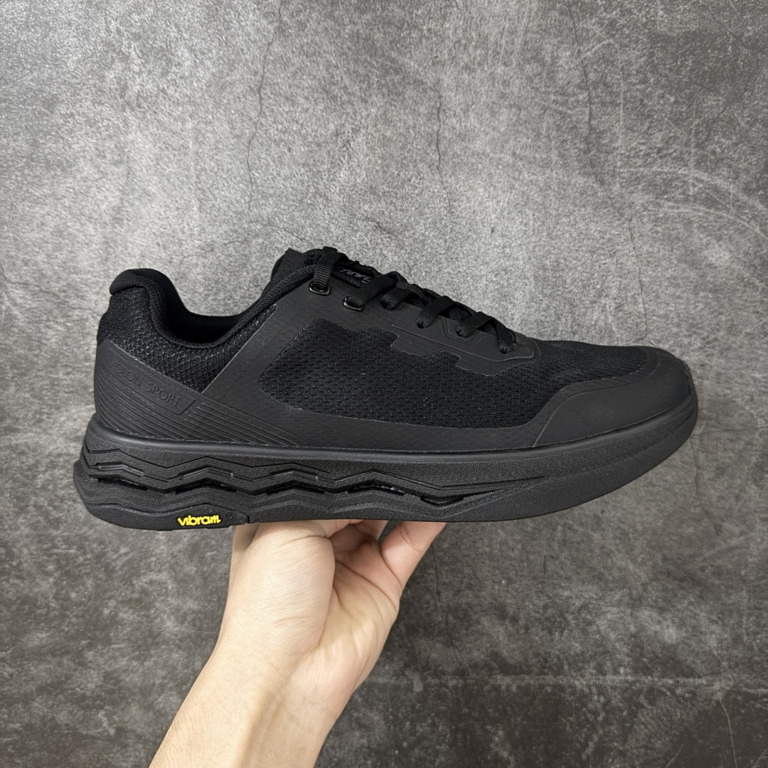 【莞产版本】可隆KOLON SPORT CITY LUX轻量商务通勤 户外休闲鞋 鞋身采用轻量化高质感鞋面 适合商务通勤穿着 Vibram Megagrip湿地止滑配方 结合Litebas超轻科技 轻盈止滑 Ortholite X55鞋垫 轻量缓冲 舒适抗菌 货号：LHFC5ST401 尺码：39-44-选品中心