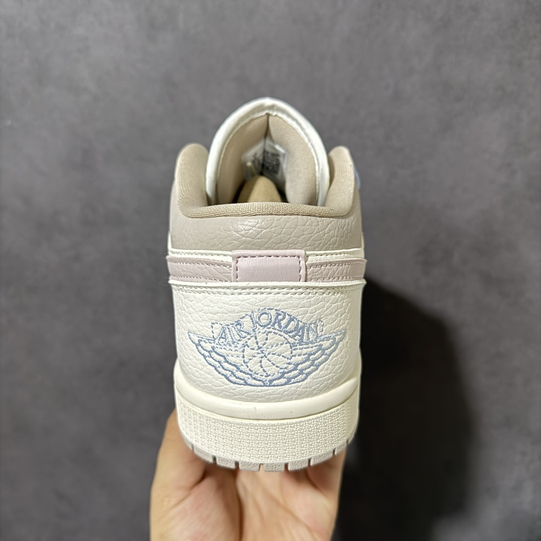 图片[4]-【K版纯原】Air Jordan AJ1 Low 低帮 IV3219-161 全新流水线出品 市场第二梯队最强版 全部原鞋开发 原楦原纸板开发 全鞋电脑针车 原厂内置全掌气垫 原盒内在原标 唯一Zp原版鞋带绑法 免检产品 全新2022版型 全头层皮料 完美零毛边处理 原厂配置全掌气垫 价格定位良心 新配色陆续出货 尺码：36-46-选品中心