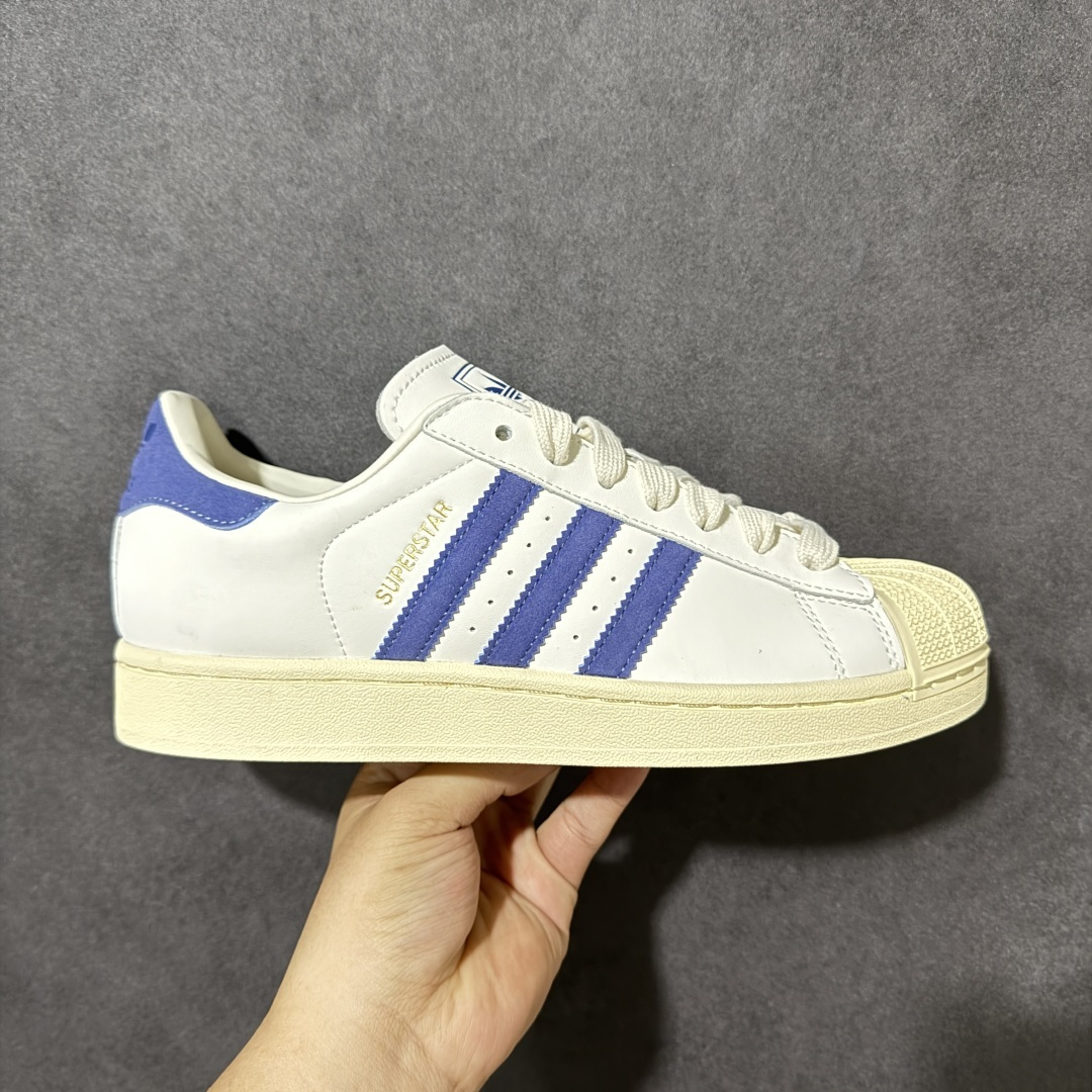 【公司级】Adidas Original Superstar 2 阿迪达斯 低帮 男女同款 贝壳头2代防滑耐磨轻便低邦板鞋 鞋身整体以米色皮革打造，搭配经典米色贝壳头，鞋身两侧经典锯齿蓝色三条杠Logo，后跟蓝色装饰片压印logo，最后以米色大底完善整体设计收尾。整体时尚大方。 货号：KZ6732 尺码：35¹/₃ 36 36²/₃ 37¹/₃ 38 38²/₃ 39¹/₃ 40 40²/₃ 41¹/₃ 42 42²/₃ 43¹/₃ 44 44²/₃ 45¹/₃-选品中心