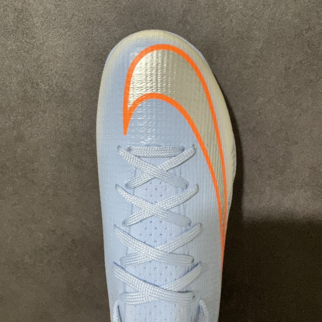 图片[5]-【公司级】NK Mercurial Vapor 17 Elite FG 刺客17轻量耐磨足球鞋 采用Flyknit+Gripknit+Atomknit组合鞋面，是历代最薄的Mercurial鞋面之一，干湿环境下都有出色控球，袜套式贴合、磨合周期短；升级的3/4长度Air Zoom气垫缓震，相比Vapor15覆盖面积更大，推进感更强 货号：HJ7326-616 尺码：36 37 38 39 40 41 42 43 44 45-选品中心