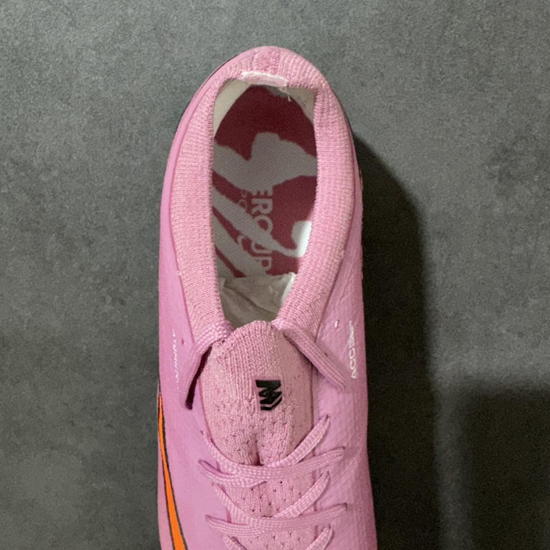 图片[6]-【公司级】NK Mercurial Vapor 17 Elite FG 刺客17轻量耐磨足球鞋 采用Flyknit+Gripknit+Atomknit组合鞋面，是历代最薄的Mercurial鞋面之一，干湿环境下都有出色控球，袜套式贴合、磨合周期短；升级的3/4长度Air Zoom气垫缓震，相比Vapor15覆盖面积更大，推进感更强 货号：HJ7326-618 尺码：36 37 38 39 40 41 42 43 44 45-选品中心