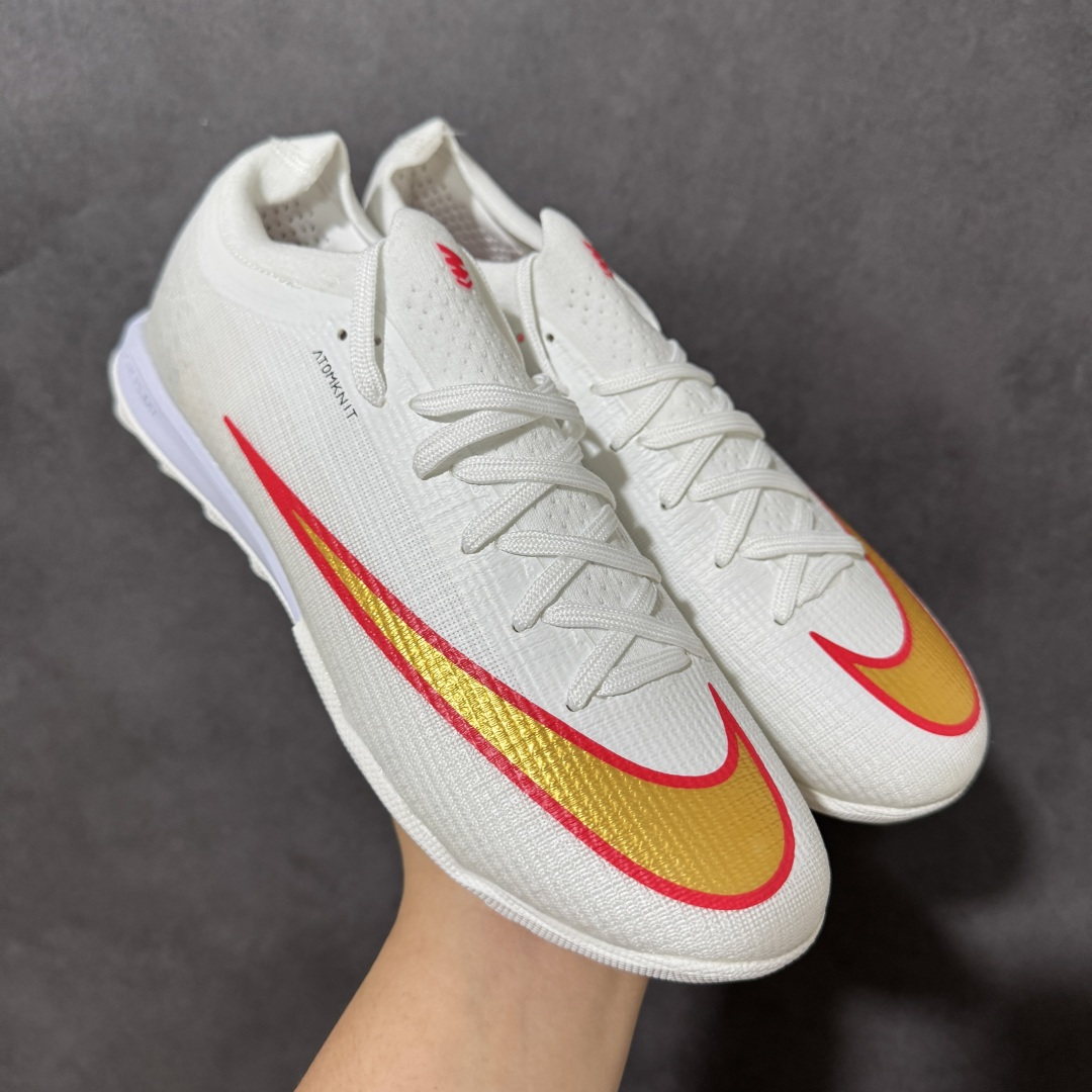 图片[4]-【公司级】NK Mercurial Vapor 17 Elite FG 刺客17轻量耐磨足球鞋 采用Flyknit+Gripknit+Atomknit组合鞋面，是历代最薄的Mercurial鞋面之一，干湿环境下都有出色控球，袜套式贴合、磨合周期短；升级的3/4长度Air Zoom气垫缓震，相比Vapor15覆盖面积更大，推进感更强 货号：HJ7326 尺码：36 37 38 39 40 41 42 43 44 45-选品中心