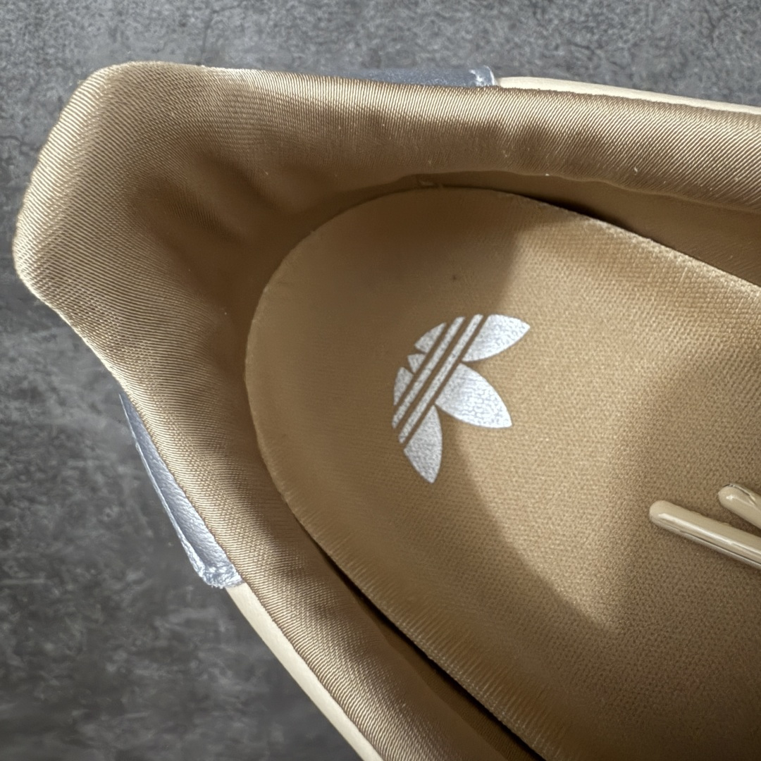 图片[7]-【渠道纯原版】Adidas Originals Changle系列 阿迪达斯 三叶草 百搭低帮休闲运动板鞋 KJ3961 市场最高版本 完美还原zp细节，注意区别市场任何版本，完全不是一路货色‼️ 全鞋原材料打造，无任何色差，正确鞋型，后跟港宝材料定型，正确微透生胶大底，反口内里头层细腻小牛皮，纸板中底 鞋垫背胶，侧面正确烫金压印字母，所有细节完美还原‼️ 尺码：35 36 36.5 37 38 38.5 39 40 40.5 41 42 42.5 43 44 44.5 45-选品中心