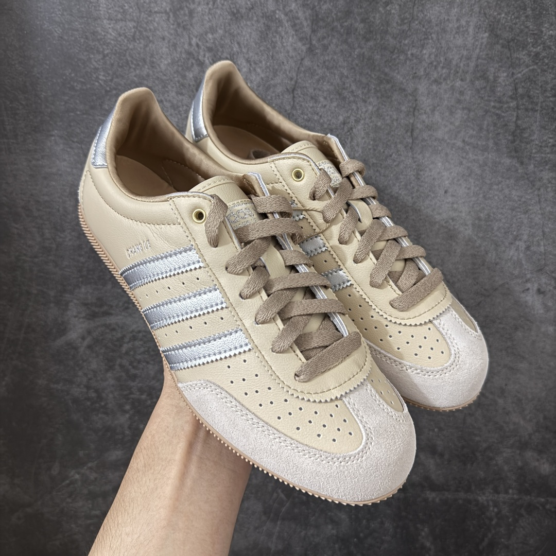 【渠道纯原版】Adidas Originals Changle系列 阿迪达斯 三叶草 百搭低帮休闲运动板鞋 KJ3961 市场最高版本 完美还原zp细节，注意区别市场任何版本，完全不是一路货色‼️ 全鞋原材料打造，无任何色差，正确鞋型，后跟港宝材料定型，正确微透生胶大底，反口内里头层细腻小牛皮，纸板中底 鞋垫背胶，侧面正确烫金压印字母，所有细节完美还原‼️ 尺码：35 36 36.5 37 38 38.5 39 40 40.5 41 42 42.5 43 44 44.5 45-选品中心