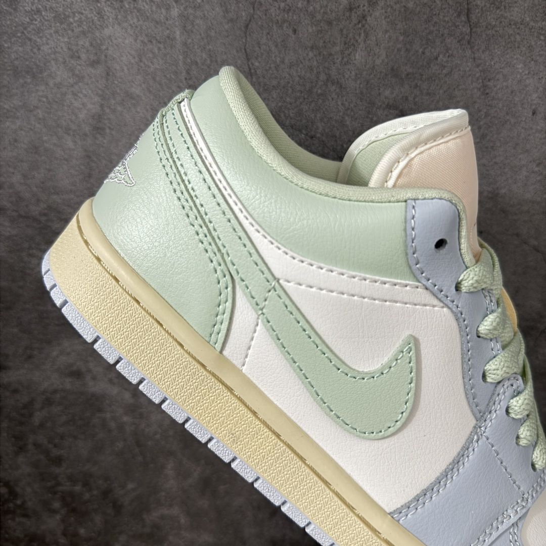 图片[7]-【DT纯原】Air Jordan Low AJ1 乔1马卡龙色 低帮文化休闲运动板鞋 DC0774-108  市面中低帮最具代表性版本没有之一 口碑大厂出品 品控大底版型不断改良更新 全套原纸板楦头开发 确保原汁原味 完美呈现版型 完美零毛边处理 原厂内置全掌气垫 价格定位良心 平台专用代工流水线出品 一眼公司既视感 拿到手的一瞬间就与众不同 碾压市面所有版本 全部原鞋开发 每一个配色都会采购原鞋确认细节 打破市面看图做货无好货之说 尺码：35.5-40-选品中心