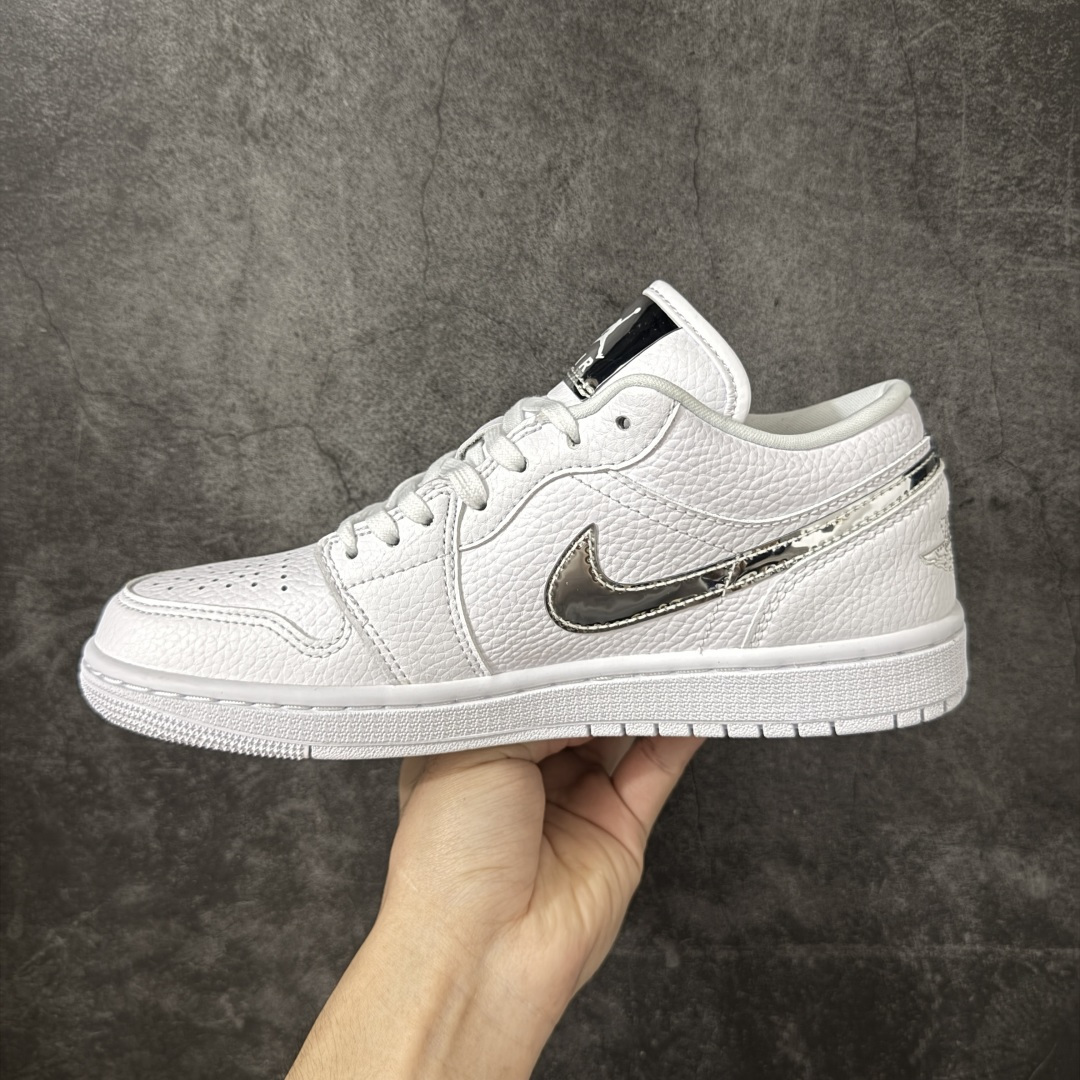 图片[2]-【DT纯原】Air Jordan Low AJ1 乔1马卡龙色 低帮文化休闲运动板鞋IQ9381-100  市面中低帮最具代表性版本没有之一 口碑大厂出品 品控大底版型不断改良更新 全套原纸板楦头开发 确保原汁原味 完美呈现版型 完美零毛边处理 原厂内置全掌气垫 价格定位良心 平台专用代工流水线出品 一眼公司既视感 拿到手的一瞬间就与众不同 碾压市面所有版本 全部原鞋开发 每一个配色都会采购原鞋确认细节 打破市面看图做货无好货之说 尺码：35.5-46-选品中心
