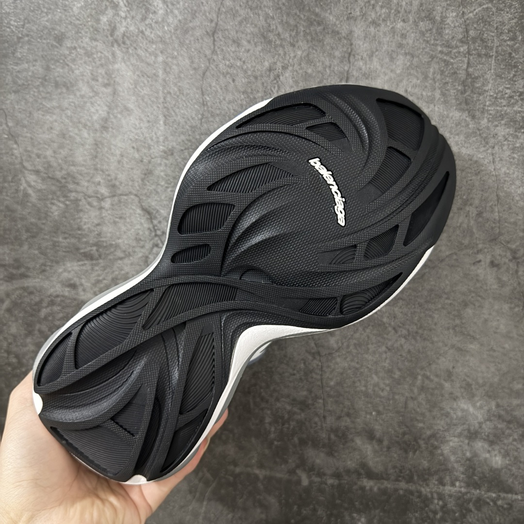 图片[9]-【OK纯原】Balenciaga巴黎世家26代 Jet 压纹印花 圆头厚底4.25cm 低帮 老爹鞋 男款 黑色 市场老牌巴黎世家大厂出品 品质价格无需多言 原鞋原材料打造 一比一细节还原 此款相对之前款式轻质很多 超厚鞋底增高4-5cm 高街风格-选品中心
