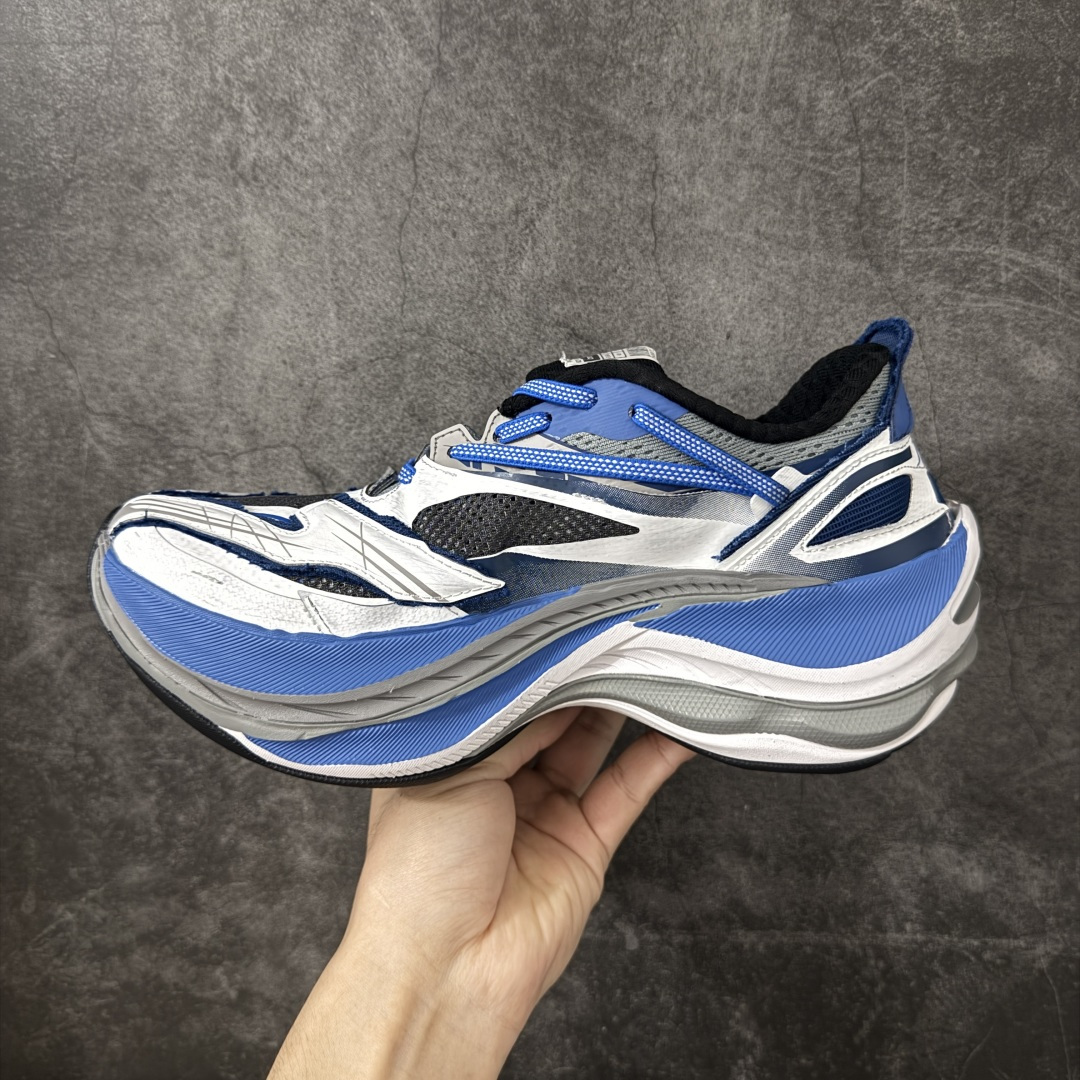 图片[2]-【OK纯原】Balenciaga巴黎世家26代 Jet 压纹印花 圆头厚底4.25cm 低帮 老爹鞋 男款 黑色 市场老牌巴黎世家大厂出品 品质价格无需多言 原鞋原材料打造 一比一细节还原 此款相对之前款式轻质很多 超厚鞋底增高4-5cm 高街风格-选品中心
