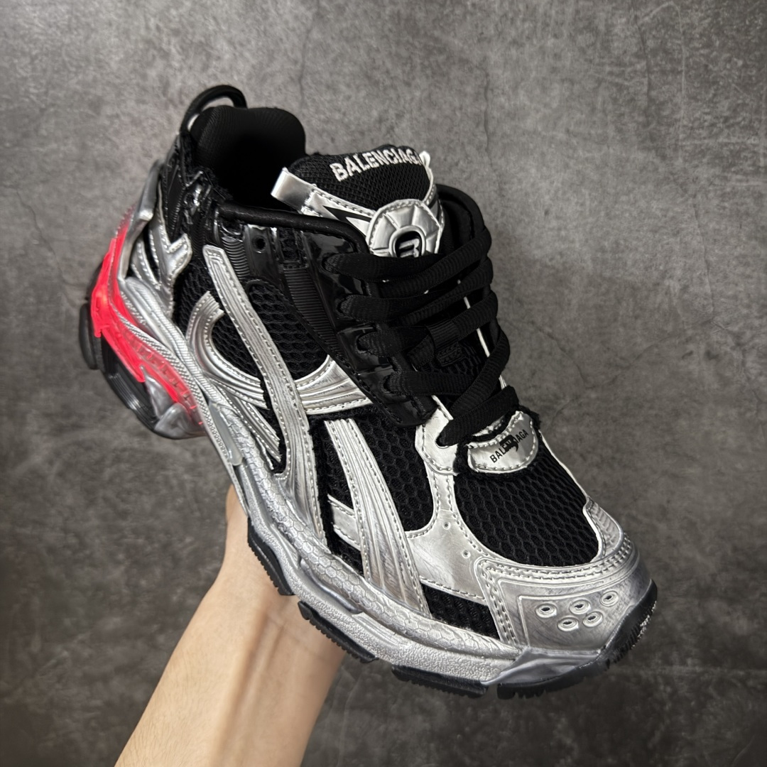 图片[3]-【OK版本】巴黎世家 七代半灯鞋Balenciaga 巴黎7.5巴黎世家 最新配色潮流复古休闲鞋 独家采用大容量锂电，反复按压10万次不会坏， 1.锂电池：3.7V 602040 450毫安时 1.65瓦时 2. 驱动IC：11种模式的开/关切换 通过溢胶、做旧、缝线等细节， 展示了设计师 Demna 的运动鞋风格， 用一双「旧鞋」传递复古感，后侧板、 翘起的鞋头，则展示了 Demna 在结构上的未来构想； 原装大盒从里到外一切百分百还原官方配置 顶级专供碾压一切版本 尺码：35-46-选品中心