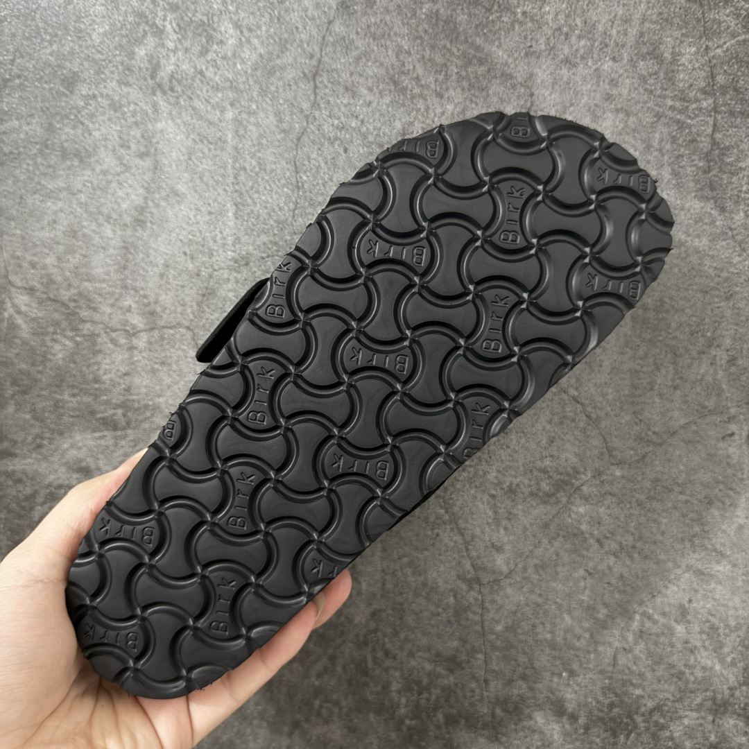 图片[9]-【莞顶G版】Birkenstock\\t 勃肯/博肯软木软底 一体休闲鞋 半拖 黑色 品质升级版 市场最好品质 十年ZP代工厂老师傅工艺 纯手工打造原汁原味博肯 市场最强版 没有之一 尺码： 35-45-选品中心