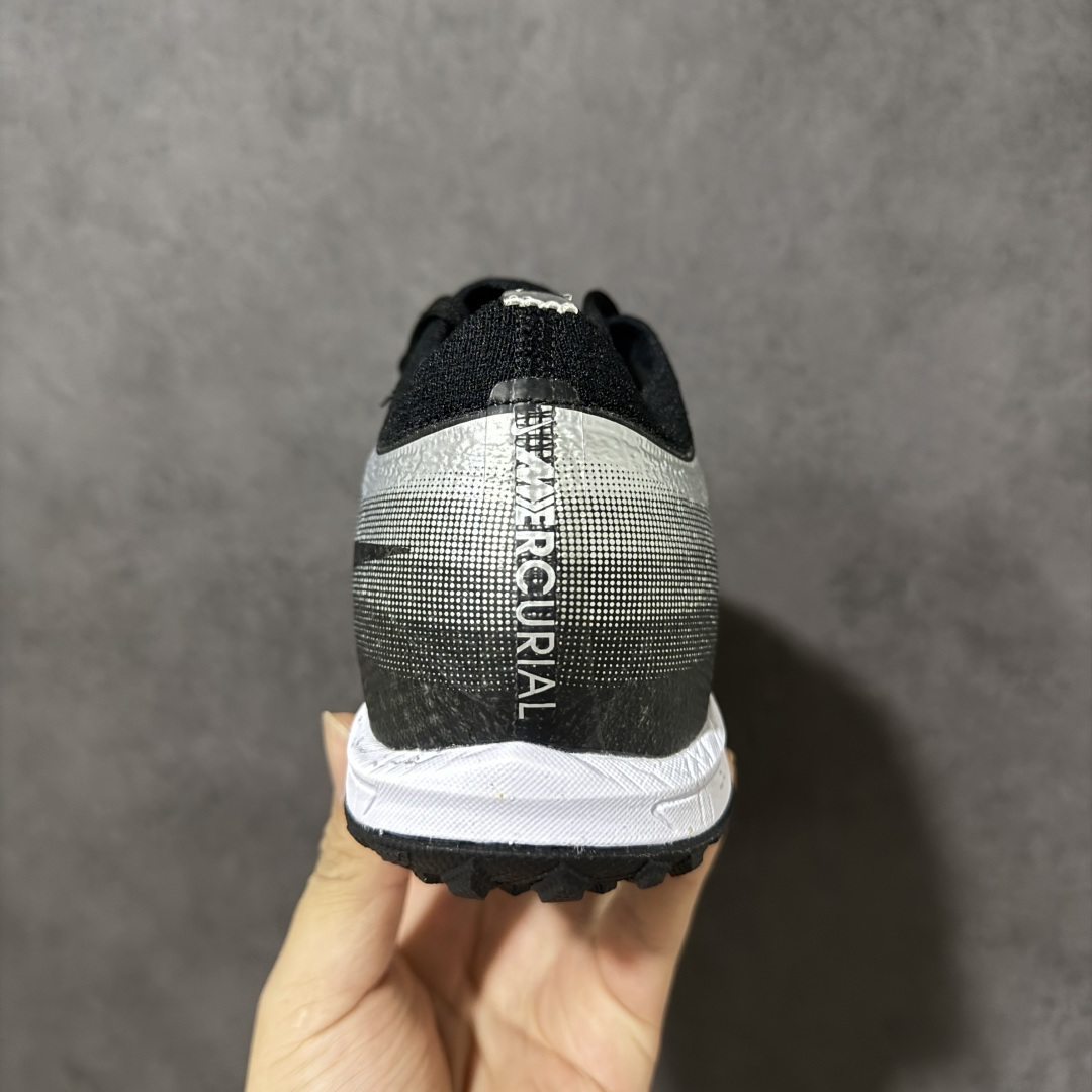 图片[4]-【公司级】NK Mercurial Vapor 17 Elite FG 刺客17轻量耐磨足球鞋 采用Flyknit+Gripknit+Atomknit组合鞋面，是历代最薄的Mercurial鞋面之一，干湿环境下都有出色控球，袜套式贴合、磨合周期短；升级的3/4长度Air Zoom气垫缓震，相比Vapor15覆盖面积更大，推进感更强 货号：FQ2608-302 尺码：36 37 38 39 40 41 42 43 44 45-选品中心