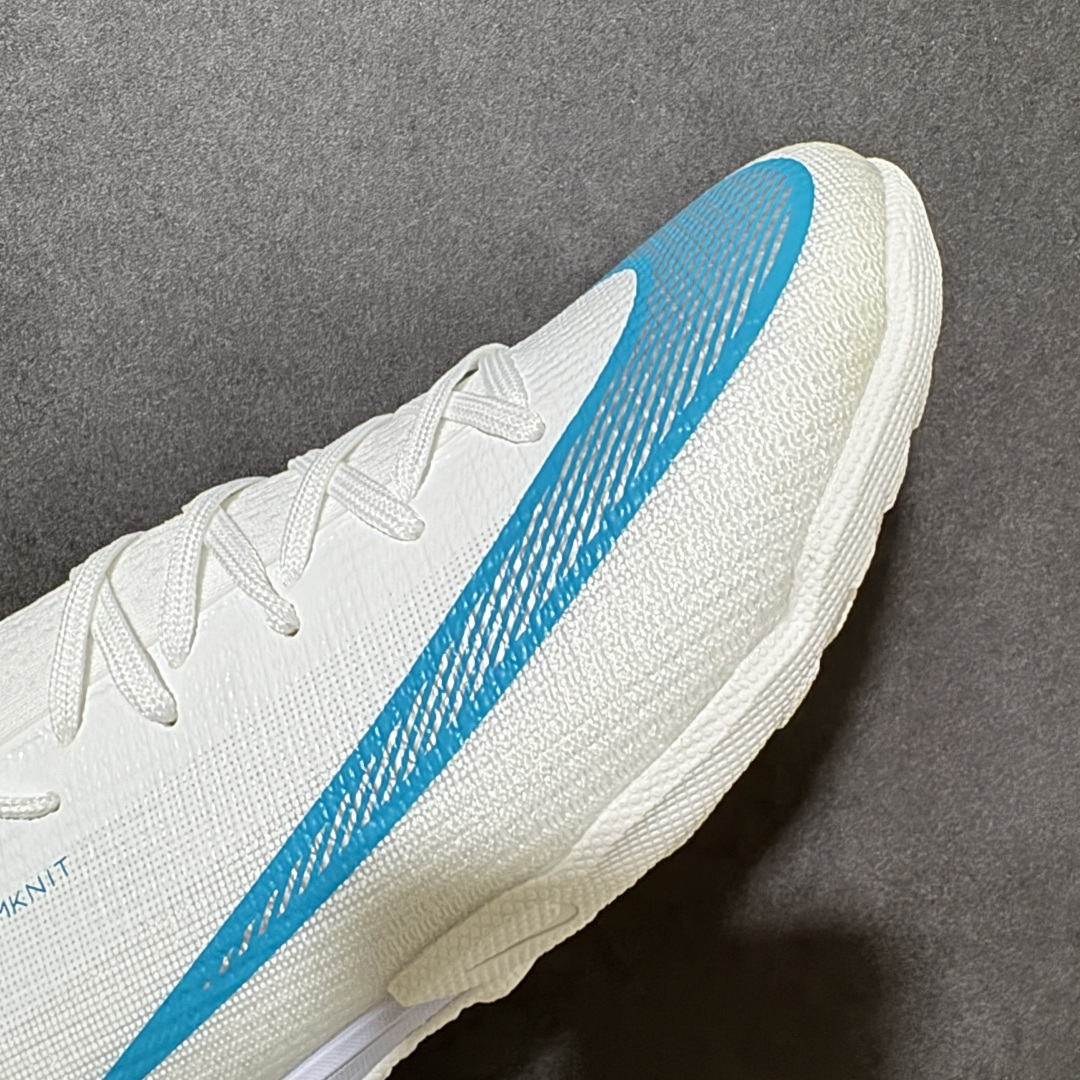 图片[8]-【公司级】NK Mercurial Vapor 17 Elite FG 刺客17轻量耐磨足球鞋 采用Flyknit+Gripknit+Atomknit组合鞋面，是历代最薄的Mercurial鞋面之一，干湿环境下都有出色控球，袜套式贴合、磨合周期短；升级的3/4长度Air Zoom气垫缓震，相比Vapor15覆盖面积更大，推进感更强 货号：HJ7326-617 尺码：36 37 38 39 40 41 42 43 44 45-选品中心