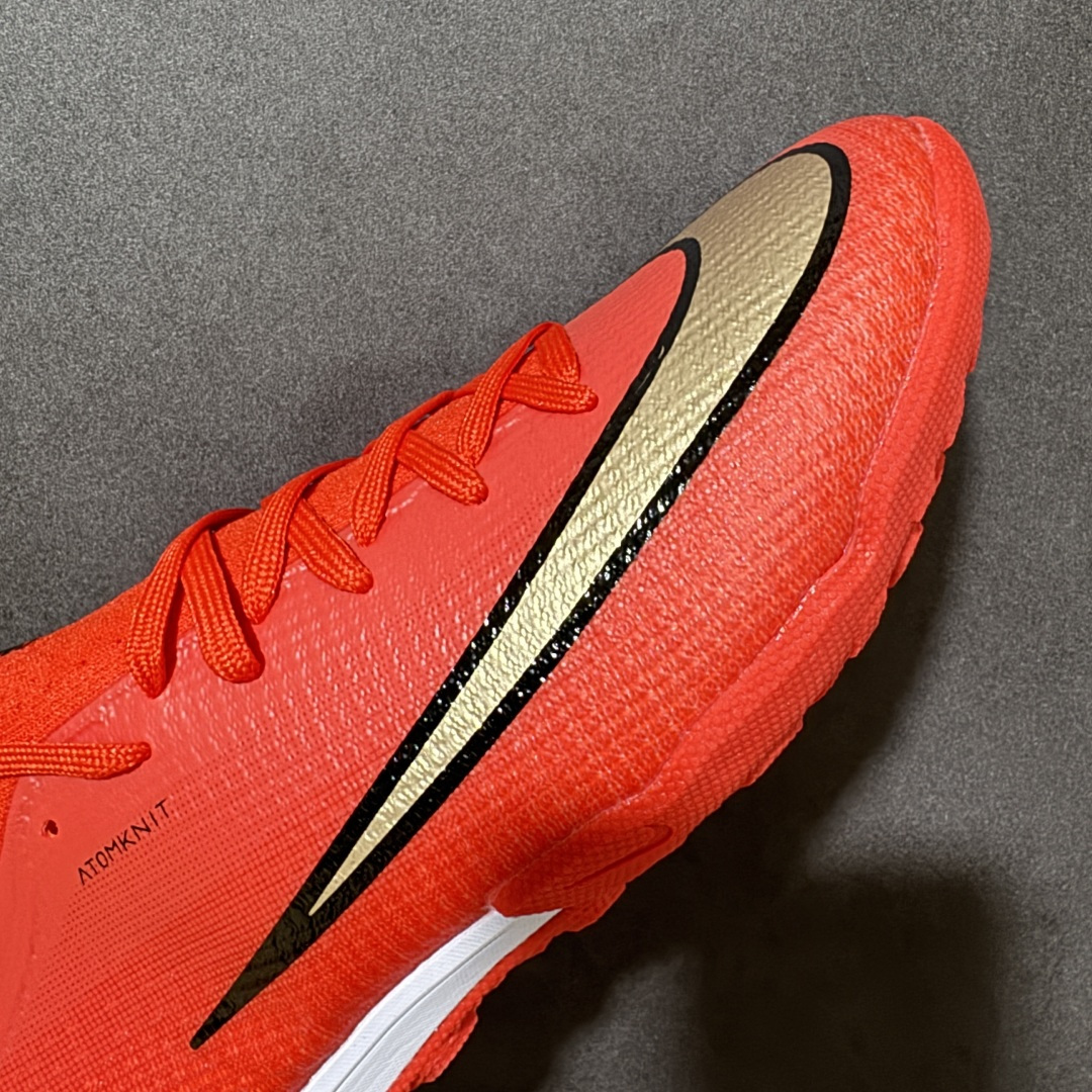 图片[8]-【公司级】NK Mercurial Vapor 17 Elite FG 刺客17轻量耐磨足球鞋 采用Flyknit+Gripknit+Atomknit组合鞋面，是历代最薄的Mercurial鞋面之一，干湿环境下都有出色控球，袜套式贴合、磨合周期短；升级的3/4长度Air Zoom气垫缓震，相比Vapor15覆盖面积更大，推进感更强 货号：HJ7326-615 尺码：36 37 38 39 40 41 42 43 44 45-选品中心