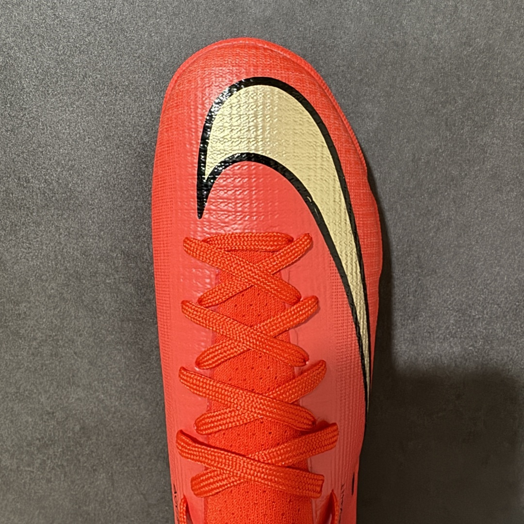 图片[5]-【公司级】NK Mercurial Vapor 17 Elite FG 刺客17轻量耐磨足球鞋 采用Flyknit+Gripknit+Atomknit组合鞋面，是历代最薄的Mercurial鞋面之一，干湿环境下都有出色控球，袜套式贴合、磨合周期短；升级的3/4长度Air Zoom气垫缓震，相比Vapor15覆盖面积更大，推进感更强 货号：HJ7326-615 尺码：36 37 38 39 40 41 42 43 44 45-选品中心
