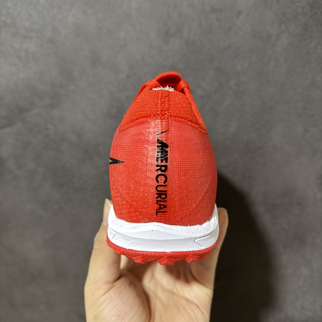 图片[4]-【公司级】NK Mercurial Vapor 17 Elite FG 刺客17轻量耐磨足球鞋 采用Flyknit+Gripknit+Atomknit组合鞋面，是历代最薄的Mercurial鞋面之一，干湿环境下都有出色控球，袜套式贴合、磨合周期短；升级的3/4长度Air Zoom气垫缓震，相比Vapor15覆盖面积更大，推进感更强 货号：HJ7326-615 尺码：36 37 38 39 40 41 42 43 44 45-选品中心