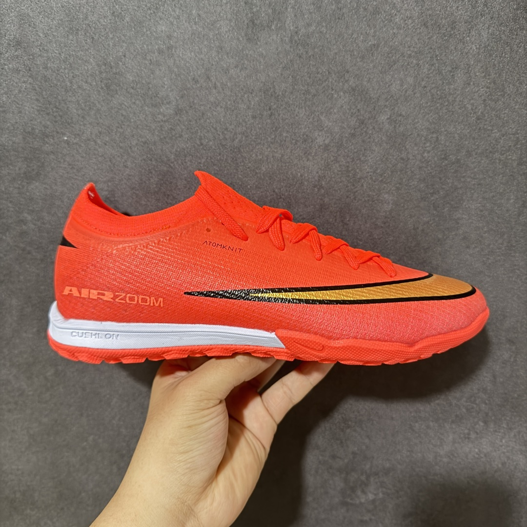 【公司级】NK Mercurial Vapor 17 Elite FG 刺客17轻量耐磨足球鞋 采用Flyknit+Gripknit+Atomknit组合鞋面，是历代最薄的Mercurial鞋面之一，干湿环境下都有出色控球，袜套式贴合、磨合周期短；升级的3/4长度Air Zoom气垫缓震，相比Vapor15覆盖面积更大，推进感更强 货号：HJ7326-613 尺码：36 37 38 39 40 41 42 43 44 45-选品中心
