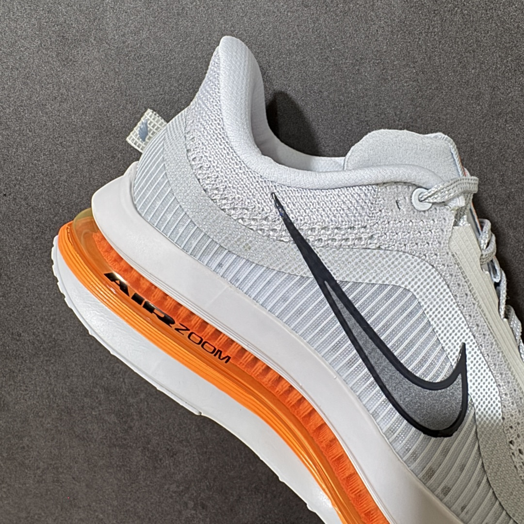 图片[7]-【公司级】Nike Air Zoom Pegasus Premium 耐克 新款气垫缓震休闲跑步鞋 Pegasus Premium 搭载了 Nike 最先进的三重技术 为跑者提供超强的响应缓冲 这款鞋被誉为有史以来响应最快的跑鞋 为跑者提供最大能量反馈 鞋面采用多层覆盖和加固设计 确保足够的支撑和结构 而鞋舌设计则增加了透气性 让跑者能够更轻松地奔跑 货号：HQ2593-001 尺码：36～46B-选品中心