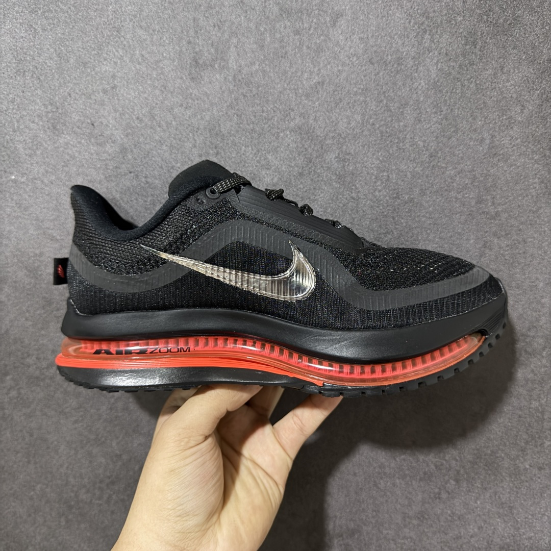图片[12]-【公司级】Nike Air Zoom Pegasus Premium 耐克 新款气垫缓震休闲跑步鞋 Pegasus Premium 搭载了 Nike 最先进的三重技术 为跑者提供超强的响应缓冲 这款鞋被誉为有史以来响应最快的跑鞋 为跑者提供最大能量反馈 鞋面采用多层覆盖和加固设计 确保足够的支撑和结构 而鞋舌设计则增加了透气性 让跑者能够更轻松地奔跑 货号：HQ2593 尺码：36～46B-选品中心