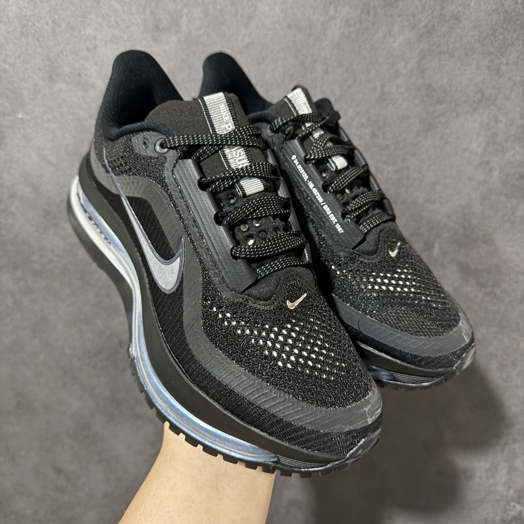 图片[7]-【公司级】Nike Air Zoom Pegasus Premium 耐克 新款气垫缓震休闲跑步鞋 Pegasus Premium 搭载了 Nike 最先进的三重技术 为跑者提供超强的响应缓冲 这款鞋被誉为有史以来响应最快的跑鞋 为跑者提供最大能量反馈 鞋面采用多层覆盖和加固设计 确保足够的支撑和结构 而鞋舌设计则增加了透气性 让跑者能够更轻松地奔跑 货号：HQ2593-001 尺码：36～46B-选品中心