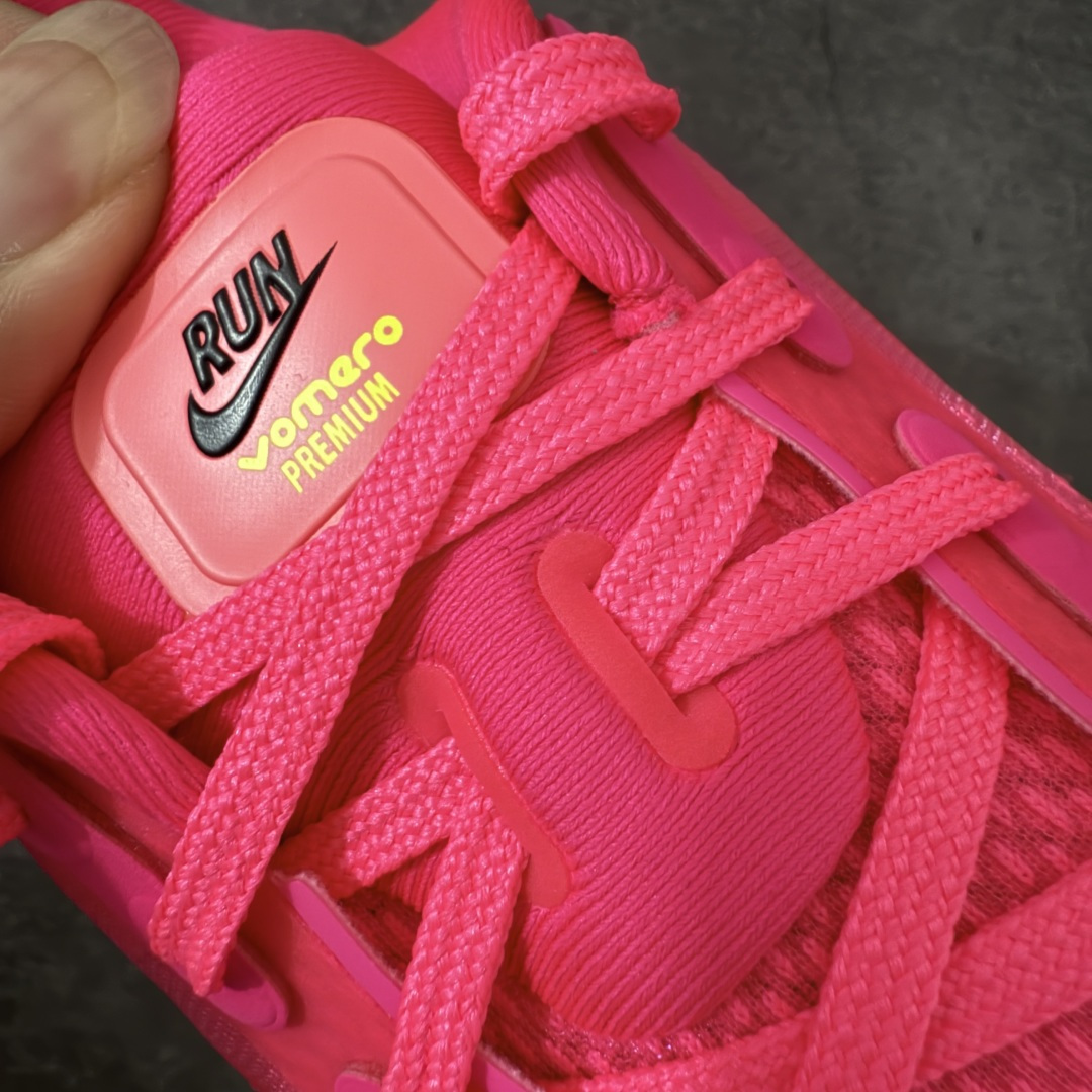图片[6]-【XE纯原】NIKE VOMERO PREMIUM 全掌气垫缓震网面运动跑鞋 市场最强 没有之一 纯原生产线出品 原版开发 全部原材料 细节一比一打造 完美还原zp脚感 正确前后分离式两片纤维柱气垫 上下包裹超软弹泡棉 正确组合大底 区别市场通货 版型完美 鞋面材料同步原版1：1 全部原版开发校对 欢迎对比💪🏻 Nike 运用 Air技术专利，推出 Nike Pegasus Premium，沿用经典 Pegasus 系列产品深受跑者喜爱的缓震功能，并配置 Nike 首款可见式塑形 Air Zoom 气垫。 全掌可见的AirZoom首次在Pegasus系列中出现，模仿了Vaporfly的碳板曲线，增强了跑步时的流畅过渡。 货号：HM5973-603 尺码：36-46（半）-选品中心