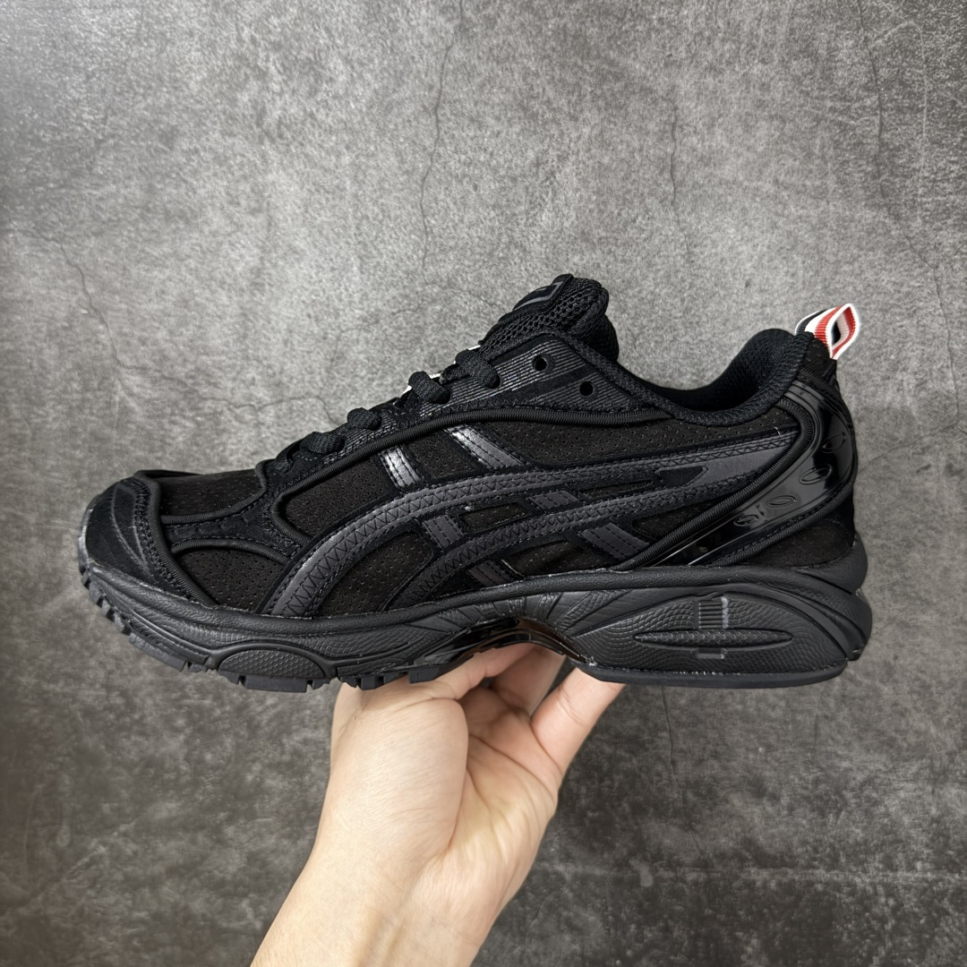 图片[2]-【首发版】亚瑟士Thom Browne TB x Asics Gel-Kayano 14系列GEL-K14 复古舒适 织物合成革减震防滑耐磨 低帮 休闲跑步鞋 原装纸板楦头开发 独家私模五层组合大底 原厂定制缓震硅胶加持 原盒原配 官方四联吊牌 一比一同步原鞋工艺和用料 后跟一样采用了GEL缓震胶 整体系列设计非常的科技感！ 锻炼跑步的同时让你一样时尚百搭！ 尺码：36-45-选品中心