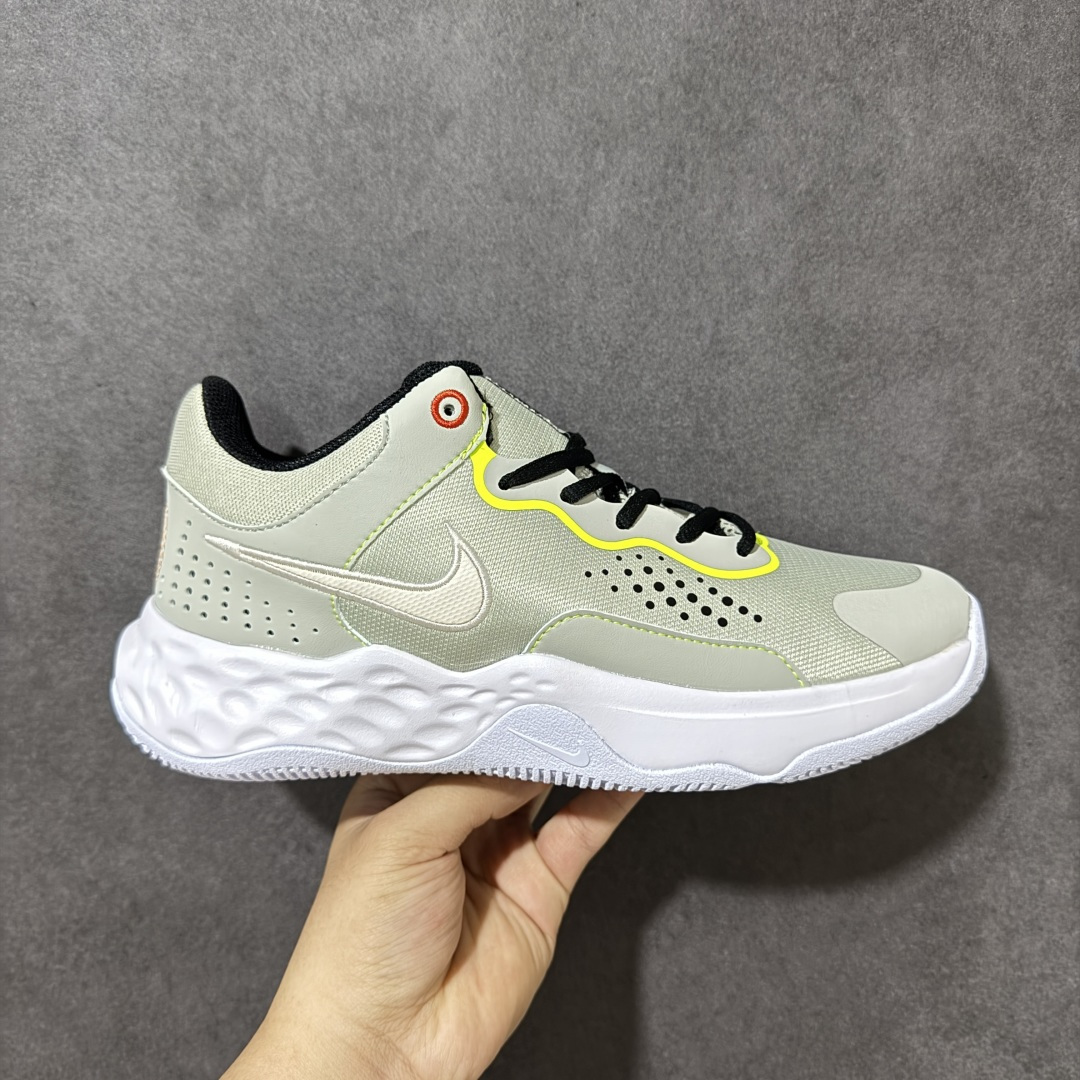 【公司级】Nike Fly By Mid 3 圆头系带织物 TPU 减震防滑耐磨抗冲击轻便回弹 低帮实战篮球鞋 鞋款整体以工程网布打造，搭配热熔膜动态飞线，鞋身两侧带有经典Swoosh LLogo，鞋舌处和后跟饰有Nike品牌标志，鞋身侧面和鞋舌上有透气孔，提供透气性；全掌Zoom Air气垫。室内抓地优秀，后掌缓震极限较高，Phylonn泡棉组合，人字纹，波浪纹橡胶外底。 货号：DD9311-004 尺码：40-46带半码-选品中心