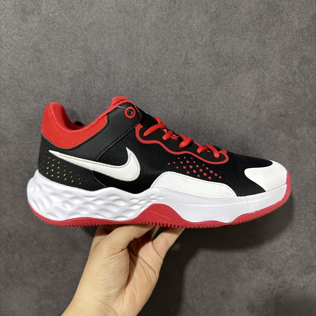 【公司级】Nike Fly By Mid 3 圆头系带织物 TPU 减震防滑耐磨抗冲击轻便回弹 低帮实战篮球鞋 鞋款整体以工程网布打造，搭配热熔膜动态飞线，鞋身两侧带有经典Swoosh LLogo，鞋舌处和后跟饰有Nike品牌标志，鞋身侧面和鞋舌上有透气孔，提供透气性；全掌Zoom Air气垫。室内抓地优秀，后掌缓震极限较高，Phylonn泡棉组合，人字纹，波浪纹橡胶外底。 货号：DD9311-005 尺码：40-46带半码-选品中心