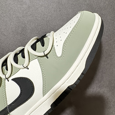 旷野之息耐克Nike SB Dunk Low Friendship Knot 定制Dunk SB顾名思义 旷野之息耐克Nike SB Dunk Low Friendship Knot 定制Dunk SB顾名思义