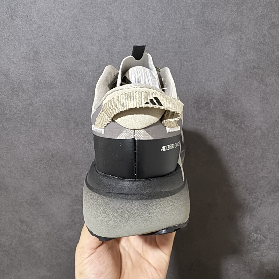 图片[4]-【公司级】Adidas Adizero Pro Evo SL ATR 阿迪达斯 舒适百搭防滑耐磨 低帮 休闲跑步鞋 中底配置方面搭载全掌Lightstrike Pro 鞋面采用透气网面 契合日常训练鞋的定位 外底给到了橡胶 更加防滑耐磨 货号：KK0309 尺码：36 36.5 37 38 38.5 39 40 40.5 41 42 42.5 43 44 45-选品中心