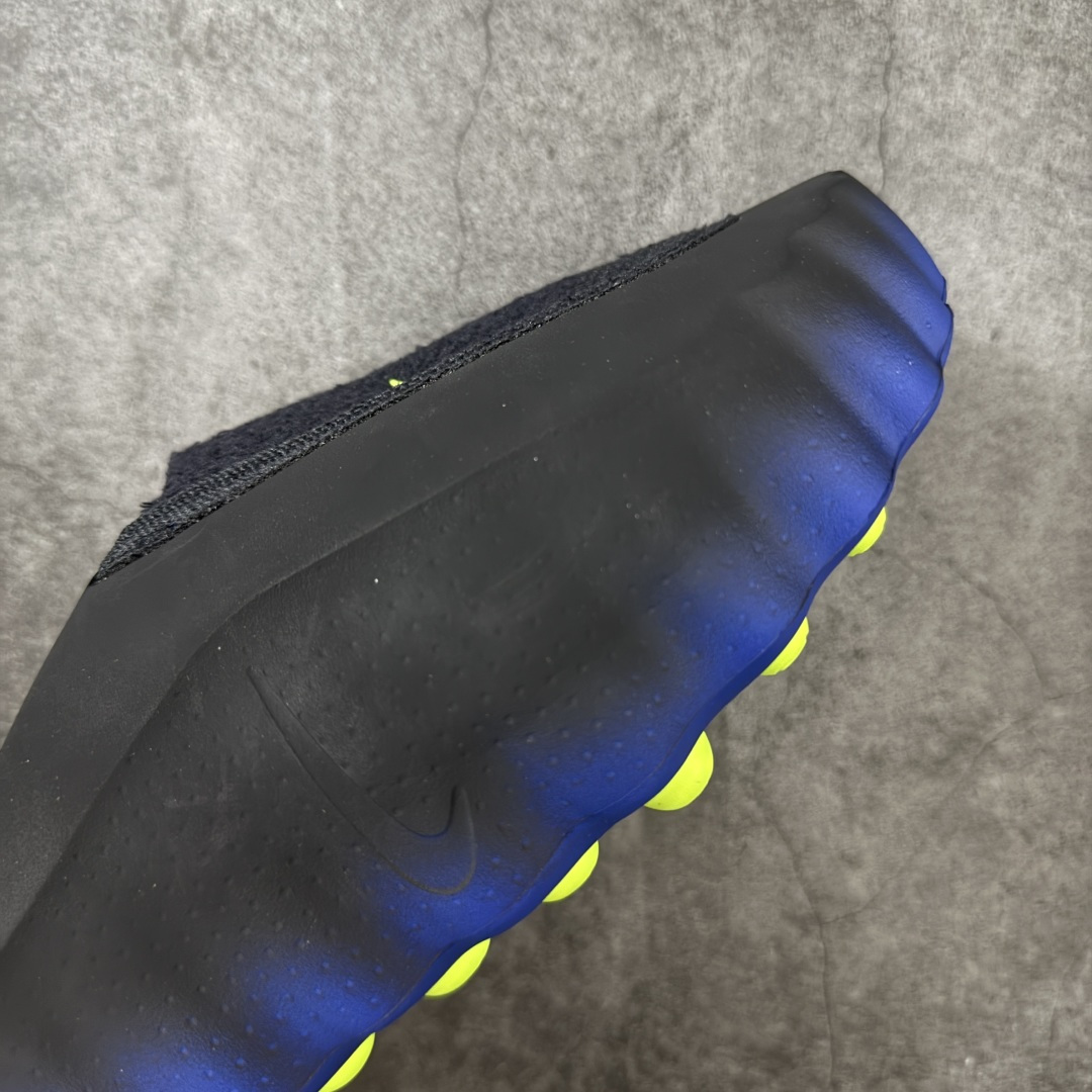 图片[6]-【XP纯原】Nike Mind 001 神经科学足底按摩包头拖鞋 骨白 盐白 HQ4307-101 同源ZP原材 匠心打造 🔹原厂MD一体发泡大底：全套原模开版，渐变雾面哑光喷漆，柔软回弹和ZP完全一致。 🔹22颗独立PEBAX泡棉按摩底：黑科技活塞式按摩脚感，踩下去的Q弹感和ZP无差。 🔹正确组合大底：鞋头前后跟橡胶贴片，耐磨防滑，细节还原到每一处。 🔹高还原细节：TPU电镀银Swoosh、针织透气鞋舌、高弹原鞋垫，清洁度拉满。 货号： HQ4307-101 尺码：36 36.5 37.5 38 38.5 39 40 40.5 41 42 42.5 43 44 44.5 45 46 47.5 48.5 ⚠️尺码提示：偏小一码，建议拍大一码，脚感更舒适。-选品中心