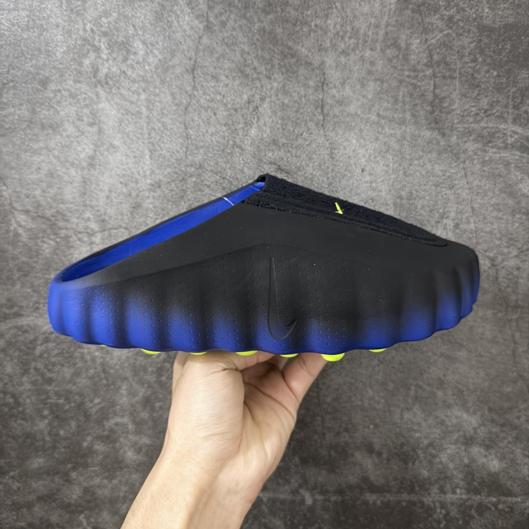 【XP纯原】Nike Mind 001 神经科学足底按摩包头拖鞋 骨白 盐白 HQ4307-101 同源ZP原材 匠心打造 🔹原厂MD一体发泡大底：全套原模开版，渐变雾面哑光喷漆，柔软回弹和ZP完全一致。 🔹22颗独立PEBAX泡棉按摩底：黑科技活塞式按摩脚感，踩下去的Q弹感和ZP无差。 🔹正确组合大底：鞋头前后跟橡胶贴片，耐磨防滑，细节还原到每一处。 🔹高还原细节：TPU电镀银Swoosh、针织透气鞋舌、高弹原鞋垫，清洁度拉满。 货号： HQ4307-101 尺码：36 36.5 37.5 38 38.5 39 40 40.5 41 42 42.5 43 44 44.5 45 46 47.5 48.5 ⚠️尺码提示：偏小一码，建议拍大一码，脚感更舒适。-选品中心