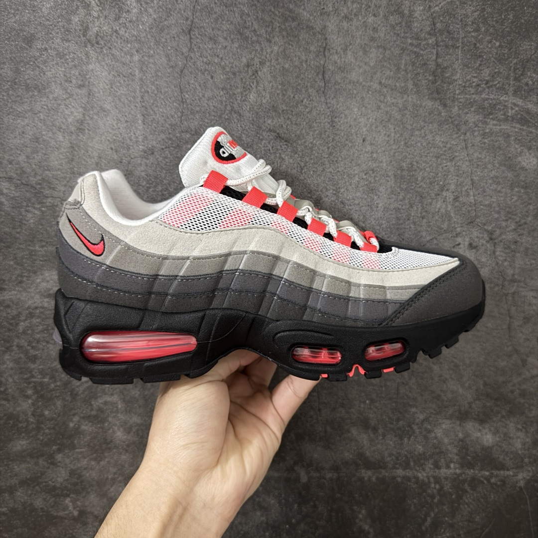 【EM纯原/小绿x】NK Air Max 95 OG 联名复古舒适气垫运动鞋 中国红 IM7410-001 全部配色 原鞋开发生产 高度还原 一眼ZP既视感 男女鞋真标半码制 原楦原纸版数据开发 环保进口透气牛皮革材质 高弹EVA缓震中底组合开窗式Air气垫装置 外置防滑耐磨橡胶外底❗ 尺码：36 37.5 38 38.5 39 40 40.5 41 42 42.5 43 44 44.5 45 46 47.5 48.5 49.5-选品中心