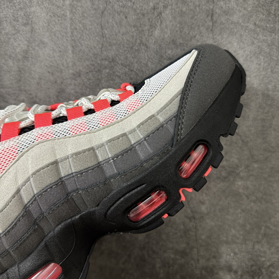 图片[6]-【EM纯原/小绿x】NK Air Max 95 OG 联名复古舒适气垫运动鞋 中国红 IM7410-001 全部配色 原鞋开发生产 高度还原 一眼ZP既视感 男女鞋真标半码制 原楦原纸版数据开发 环保进口透气牛皮革材质 高弹EVA缓震中底组合开窗式Air气垫装置 外置防滑耐磨橡胶外底❗ 尺码：36 37.5 38 38.5 39 40 40.5 41 42 42.5 43 44 44.5 45 46 47.5 48.5 49.5-选品中心