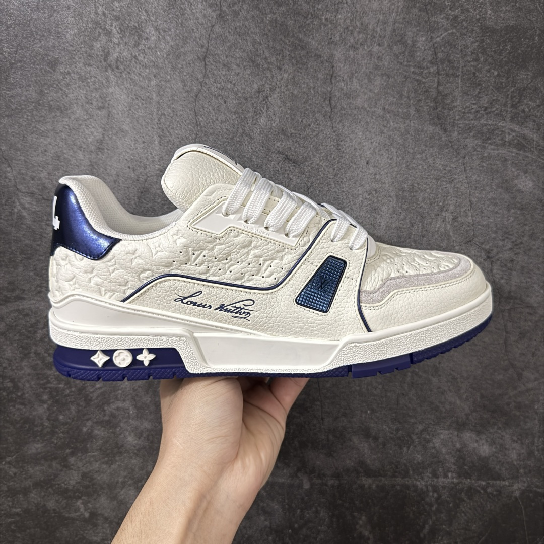 【广东纯原版】LV Louis Vuitton Trainer 低帮休闲板鞋 代购级别 ZP级全套包装 原版购入历时近两个月开发打造！ 经典多拼色超好看 原版完美楦型 调试了两个月 鞋面独家订制压纹粒面小牛皮 大底TPU、模具费2w+ 质感媲美原版 垫脚聚米微料加透气英伦网布 细节原版一致 ❗️请注意区分市面通货材料 版型 包装配件 尺码：39-46-选品中心