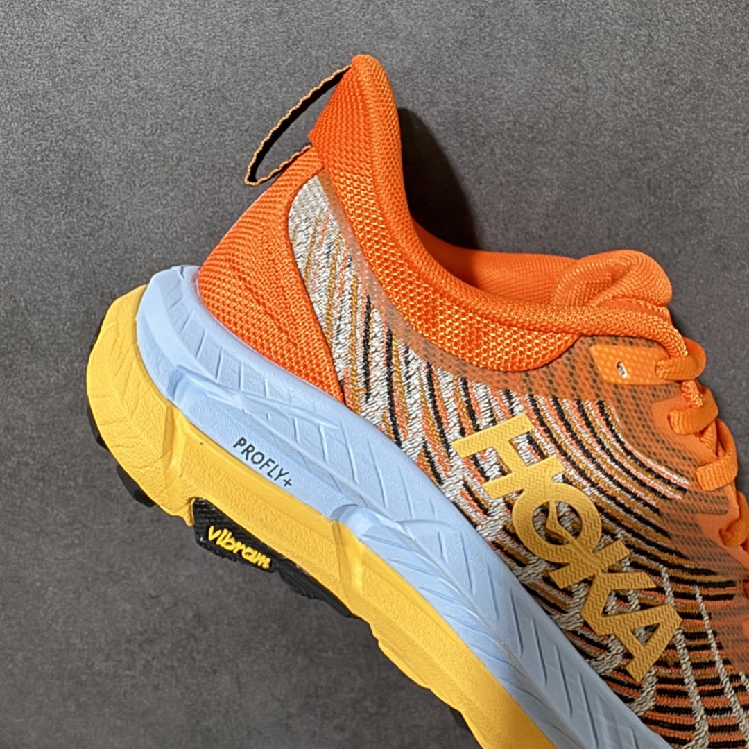图片[7]-【公司级】Hoka Mafate Speed 4 马法特四代超轻厚底轻量山地跑步鞋 1129930 SBDCT  #轻量化材料Fresh Foam。超轻量中底全部用料过3C认证！ 滚动平衡科技减少33%能量消耗 ！第二代Mafate更是延续精髓设计，并调整了整体的鞋型，修身的鞋型，更加灵巧的感觉一下子来了。外底韧弹感十足的EVA泡绵，结合Vibram橡胶大底，性能稳定输出，无论是平时穿着还是在潮湿的梅雨季节跑步，都是非常优秀的搭配。  尺码：36 36.5 37 38 38.5 39 40 40.5 41 42 42.5 43 44 45-选品中心