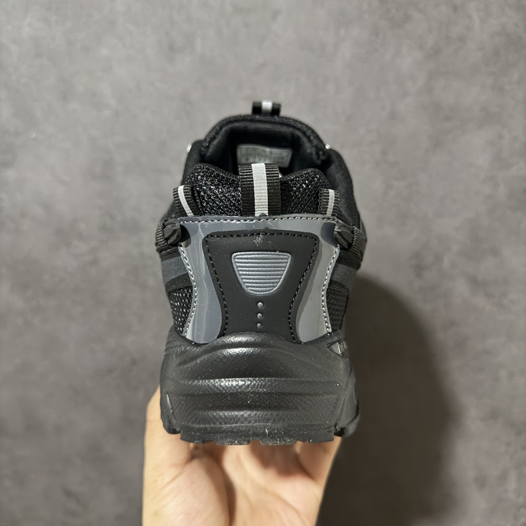 图片[4]-【公司级】Off-White OW Be Right Back 最新款跑鞋 复古休闲鞋 性价比正确版 原楦原纸板数据开发 #鞋面采用3d立体打印和多种材料拼接而成#防滑耐磨透气性轻便跑鞋 作为曾经爆火 并且定位奢潮领域的标志性品牌 Off-White 仍需要不断更新符合当下潮流时尚的复古运动鞋款，以期收获基本盘消费者的关注 此次更新的 Off-White 新款运动鞋将经典复古老爹鞋细节设计更加夸张化 并将标志性箭头设计置于显著位置 除此之外 整个系列的色彩搭配也可谓纷繁多样 总有一款适合你 尺码：40-45-选品中心