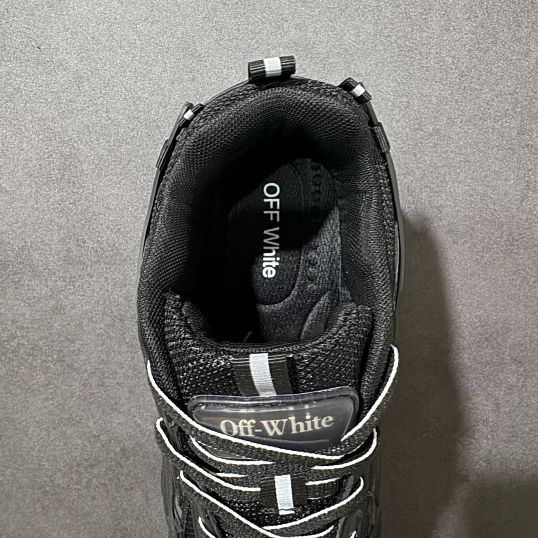 图片[6]-【公司级】Off-White OW Be Right Back 最新款跑鞋 复古休闲鞋 性价比正确版 原楦原纸板数据开发 #鞋面采用3d立体打印和多种材料拼接而成#防滑耐磨透气性轻便跑鞋 作为曾经爆火 并且定位奢潮领域的标志性品牌 Off-White 仍需要不断更新符合当下潮流时尚的复古运动鞋款，以期收获基本盘消费者的关注 此次更新的 Off-White 新款运动鞋将经典复古老爹鞋细节设计更加夸张化 并将标志性箭头设计置于显著位置 除此之外 整个系列的色彩搭配也可谓纷繁多样 总有一款适合你 尺码：40-45-选品中心