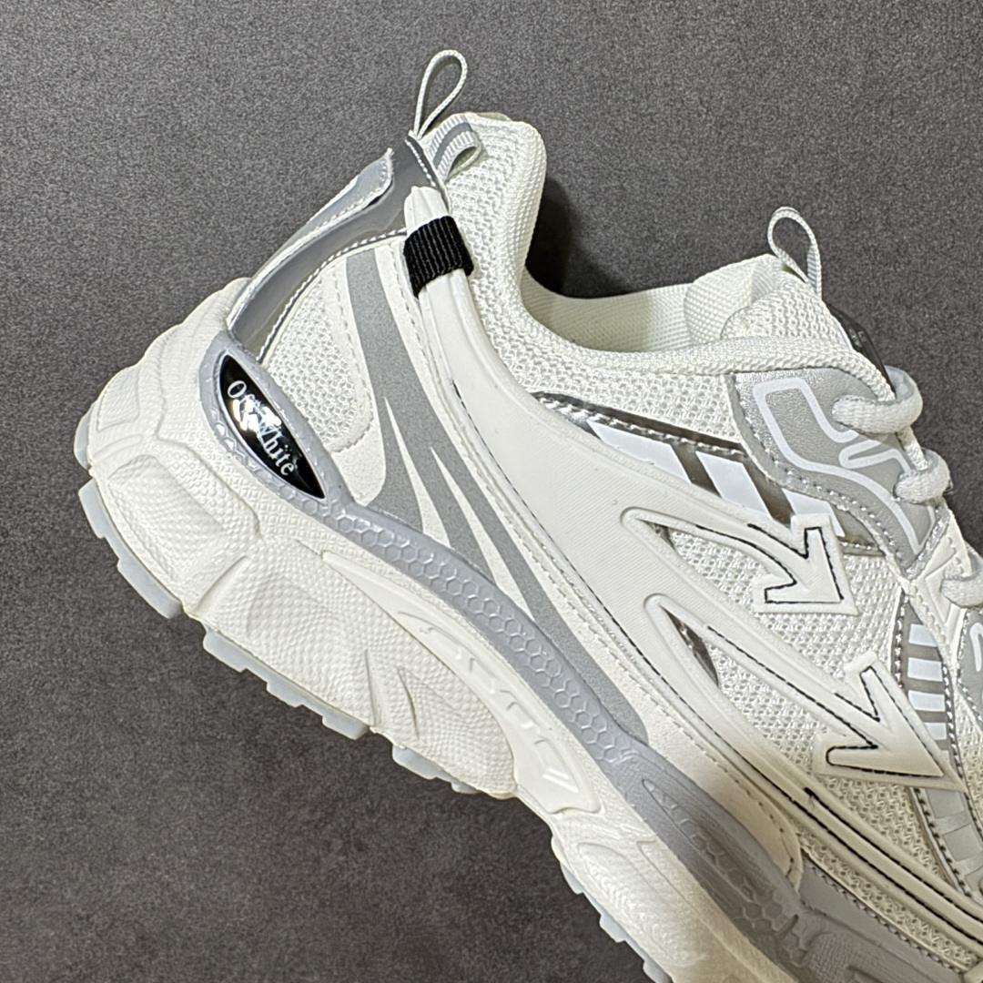 图片[7]-【公司级】Off-White OW Be Right Back 最新款跑鞋 复古休闲鞋 性价比正确版 原楦原纸板数据开发 #鞋面采用3d立体打印和多种材料拼接而成#防滑耐磨透气性轻便跑鞋 作为曾经爆火 并且定位奢潮领域的标志性品牌 Off-White 仍需要不断更新符合当下潮流时尚的复古运动鞋款，以期收获基本盘消费者的关注 此次更新的 Off-White 新款运动鞋将经典复古老爹鞋细节设计更加夸张化 并将标志性箭头设计置于显著位置 除此之外 整个系列的色彩搭配也可谓纷繁多样 总有一款适合你 尺码：40-45-选品中心