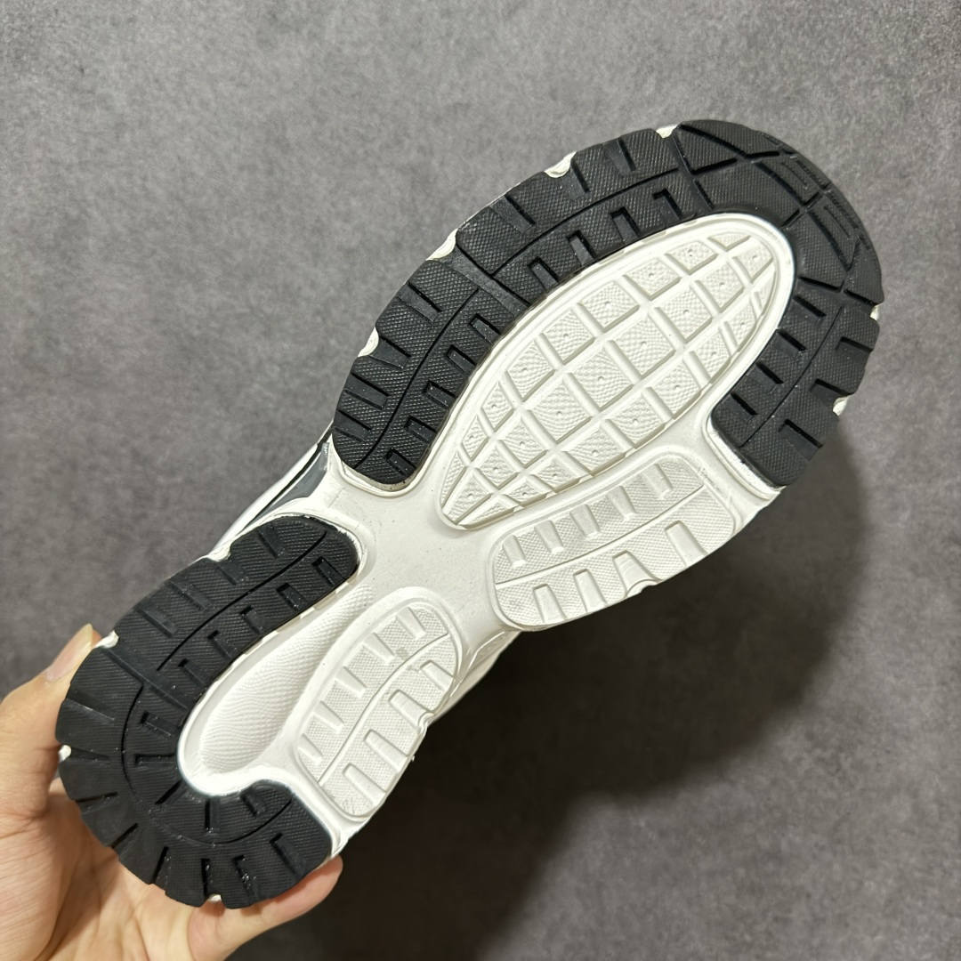 图片[9]-【公司级】Off-White OW Be Right Back 最新款跑鞋 复古休闲鞋 性价比正确版 原楦原纸板数据开发 #鞋面采用3d立体打印和多种材料拼接而成#防滑耐磨透气性轻便跑鞋 作为曾经爆火 并且定位奢潮领域的标志性品牌 Off-White 仍需要不断更新符合当下潮流时尚的复古运动鞋款，以期收获基本盘消费者的关注 此次更新的 Off-White 新款运动鞋将经典复古老爹鞋细节设计更加夸张化 并将标志性箭头设计置于显著位置 除此之外 整个系列的色彩搭配也可谓纷繁多样 总有一款适合你 尺码：40-45-选品中心