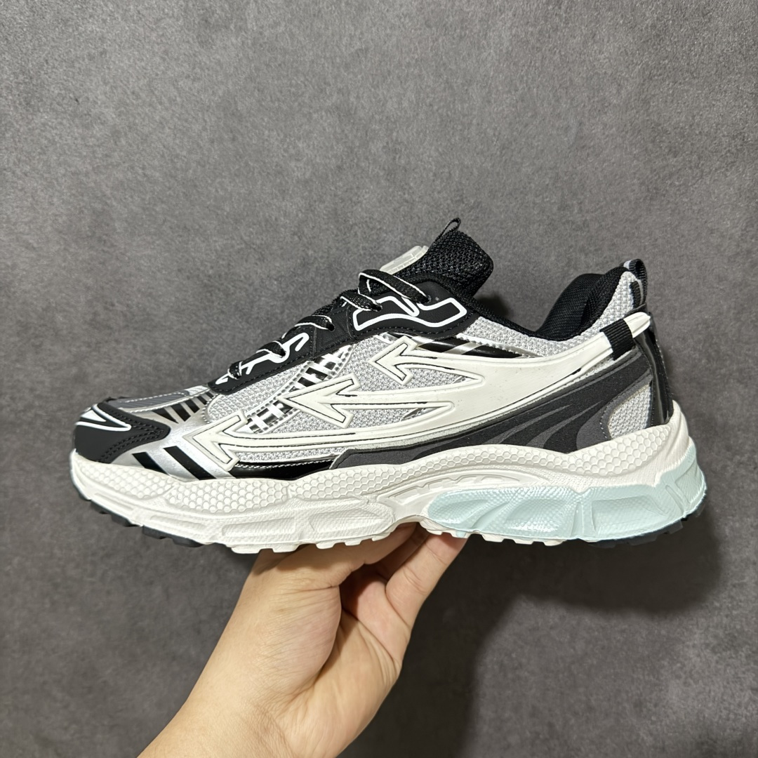 图片[2]-【公司级】Off-White OW Be Right Back 最新款跑鞋 复古休闲鞋 性价比正确版 原楦原纸板数据开发 #鞋面采用3d立体打印和多种材料拼接而成#防滑耐磨透气性轻便跑鞋 作为曾经爆火 并且定位奢潮领域的标志性品牌 Off-White 仍需要不断更新符合当下潮流时尚的复古运动鞋款，以期收获基本盘消费者的关注 此次更新的 Off-White 新款运动鞋将经典复古老爹鞋细节设计更加夸张化 并将标志性箭头设计置于显著位置 除此之外 整个系列的色彩搭配也可谓纷繁多样 总有一款适合你 尺码：40-45-选品中心