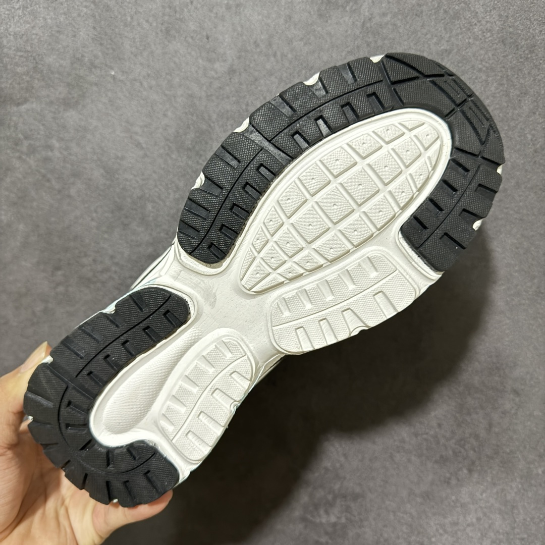 图片[9]-【公司级】Off-White OW Be Right Back 最新款跑鞋 复古休闲鞋 性价比正确版 原楦原纸板数据开发 #鞋面采用3d立体打印和多种材料拼接而成#防滑耐磨透气性轻便跑鞋 作为曾经爆火 并且定位奢潮领域的标志性品牌 Off-White 仍需要不断更新符合当下潮流时尚的复古运动鞋款，以期收获基本盘消费者的关注 此次更新的 Off-White 新款运动鞋将经典复古老爹鞋细节设计更加夸张化 并将标志性箭头设计置于显著位置 除此之外 整个系列的色彩搭配也可谓纷繁多样 总有一款适合你 尺码：40-45-选品中心