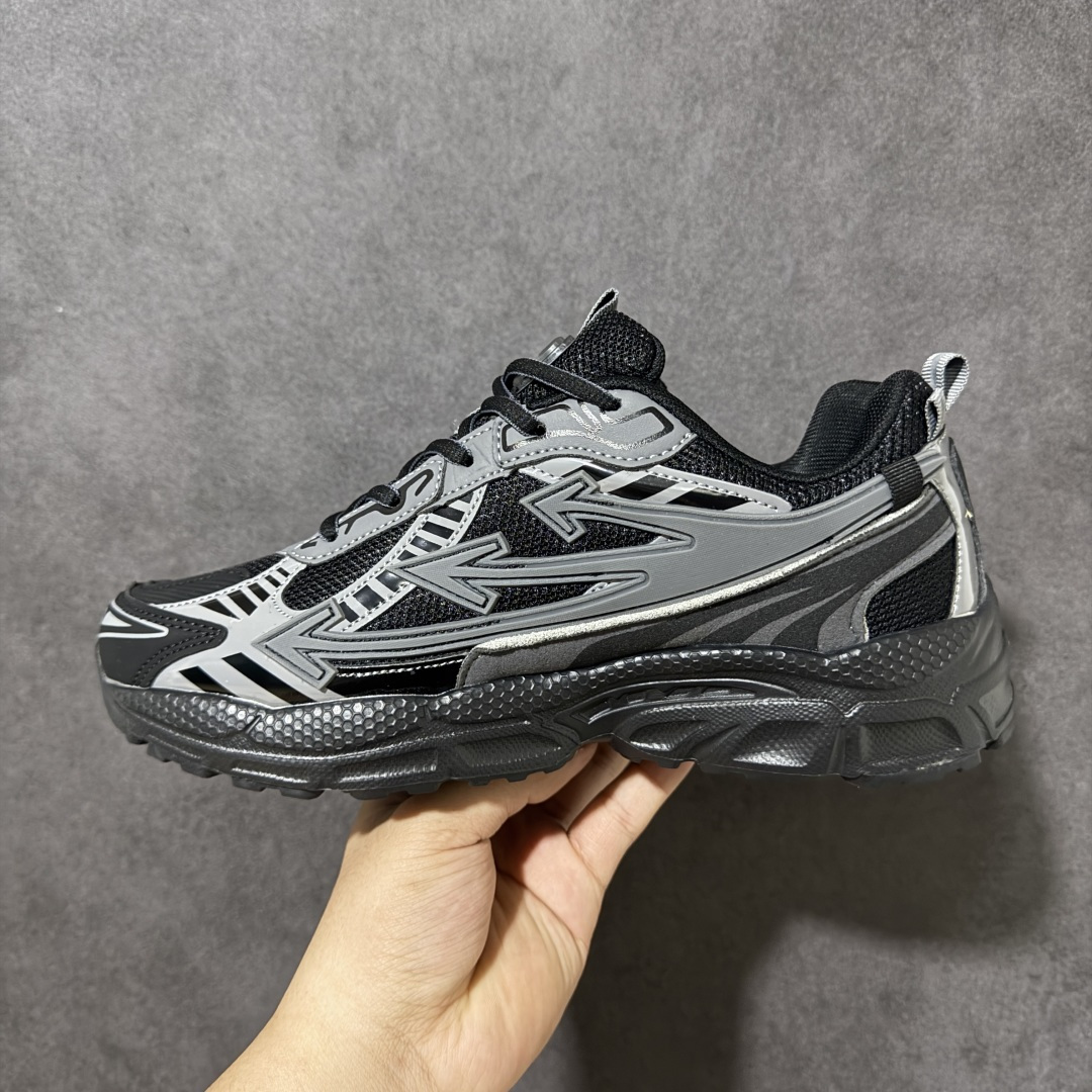 图片[2]-【公司级】Off-White OW Be Right Back 最新款跑鞋 复古休闲鞋 性价比正确版 原楦原纸板数据开发 #鞋面采用3d立体打印和多种材料拼接而成#防滑耐磨透气性轻便跑鞋 作为曾经爆火 并且定位奢潮领域的标志性品牌 Off-White 仍需要不断更新符合当下潮流时尚的复古运动鞋款，以期收获基本盘消费者的关注 此次更新的 Off-White 新款运动鞋将经典复古老爹鞋细节设计更加夸张化 并将标志性箭头设计置于显著位置 除此之外 整个系列的色彩搭配也可谓纷繁多样 总有一款适合你 尺码：40-45-选品中心
