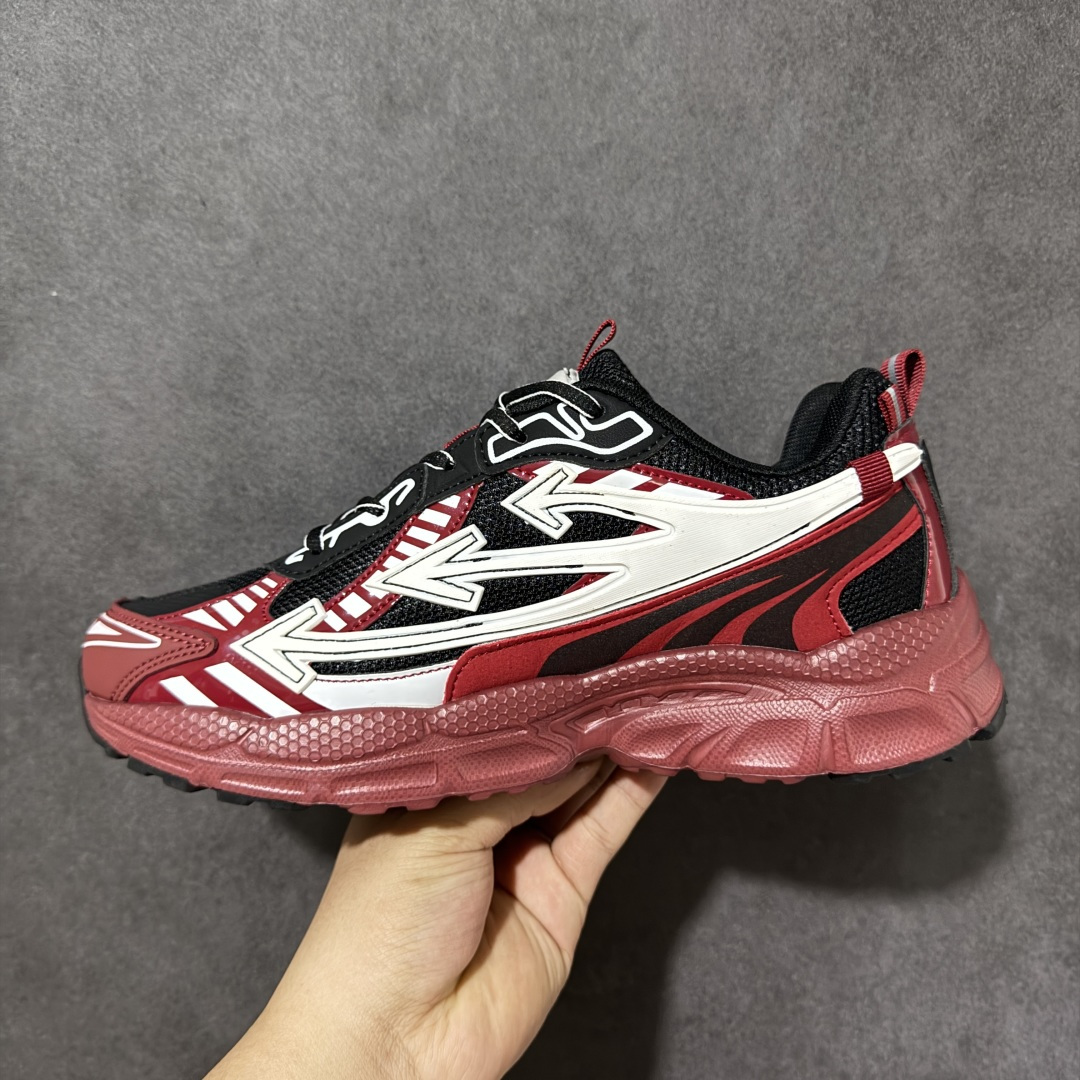 图片[2]-【公司级】Off-White OW Be Right Back 最新款跑鞋 复古休闲鞋 性价比正确版 原楦原纸板数据开发 #鞋面采用3d立体打印和多种材料拼接而成#防滑耐磨透气性轻便跑鞋 作为曾经爆火 并且定位奢潮领域的标志性品牌 Off-White 仍需要不断更新符合当下潮流时尚的复古运动鞋款，以期收获基本盘消费者的关注 此次更新的 Off-White 新款运动鞋将经典复古老爹鞋细节设计更加夸张化 并将标志性箭头设计置于显著位置 除此之外 整个系列的色彩搭配也可谓纷繁多样 总有一款适合你 尺码：40-45-选品中心